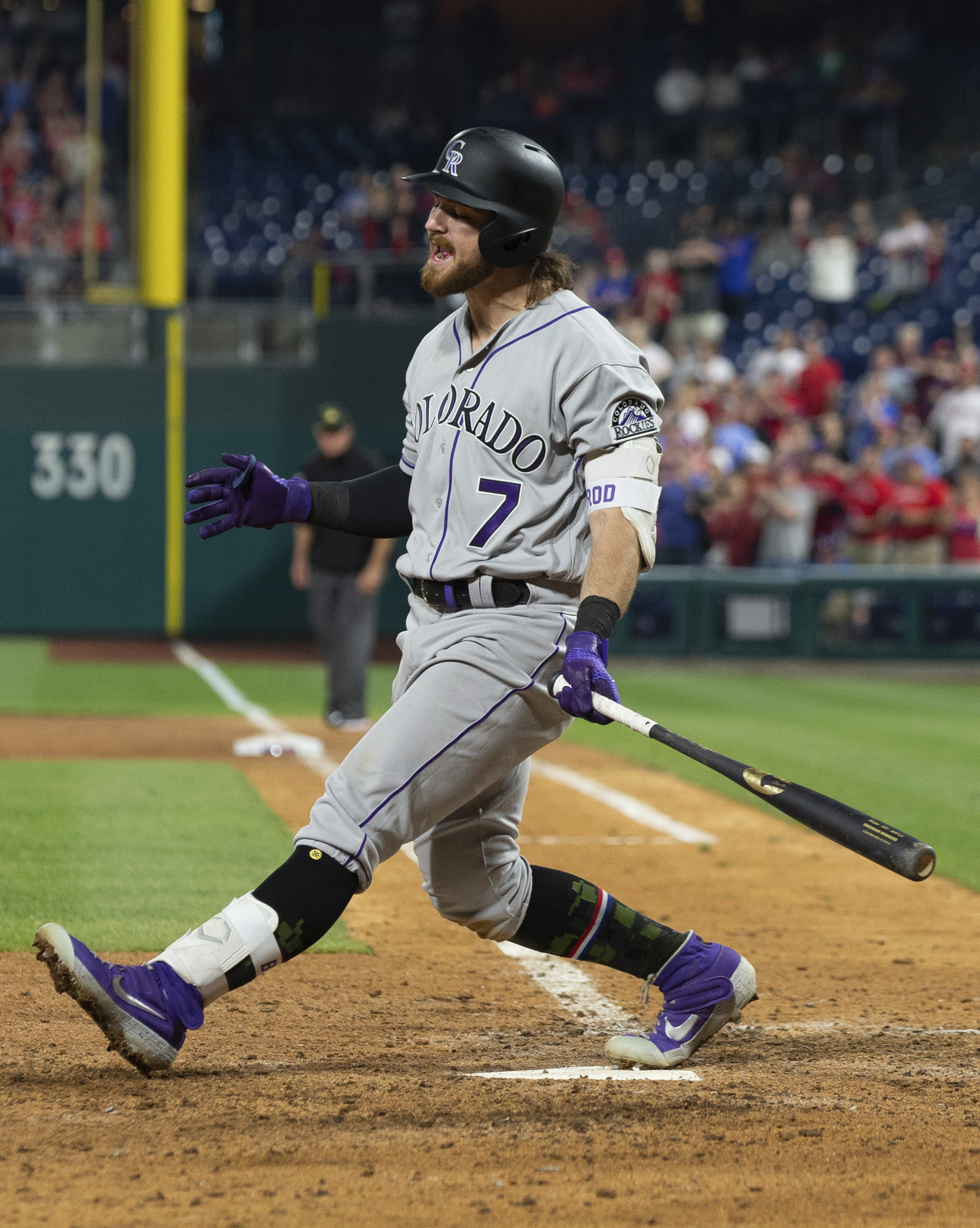 Astros top Red Sox 7-3 for 10th straight win