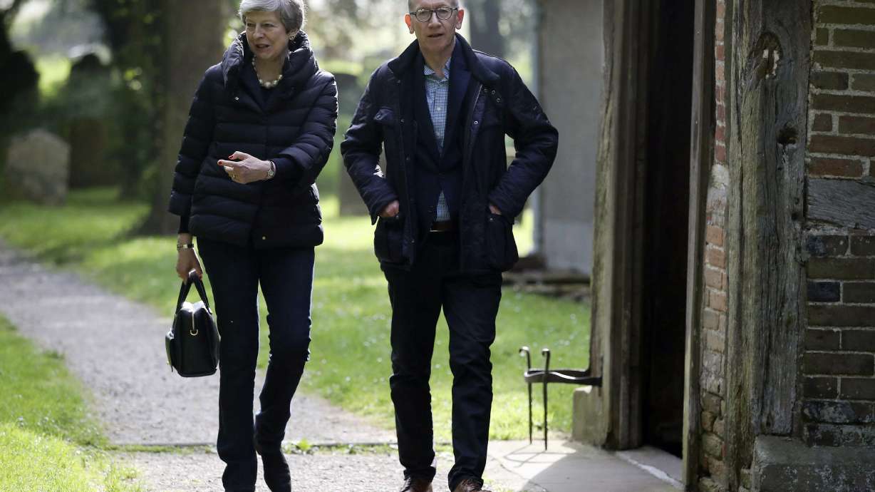 UK leader promises a 'bold offer' on Brexit deal