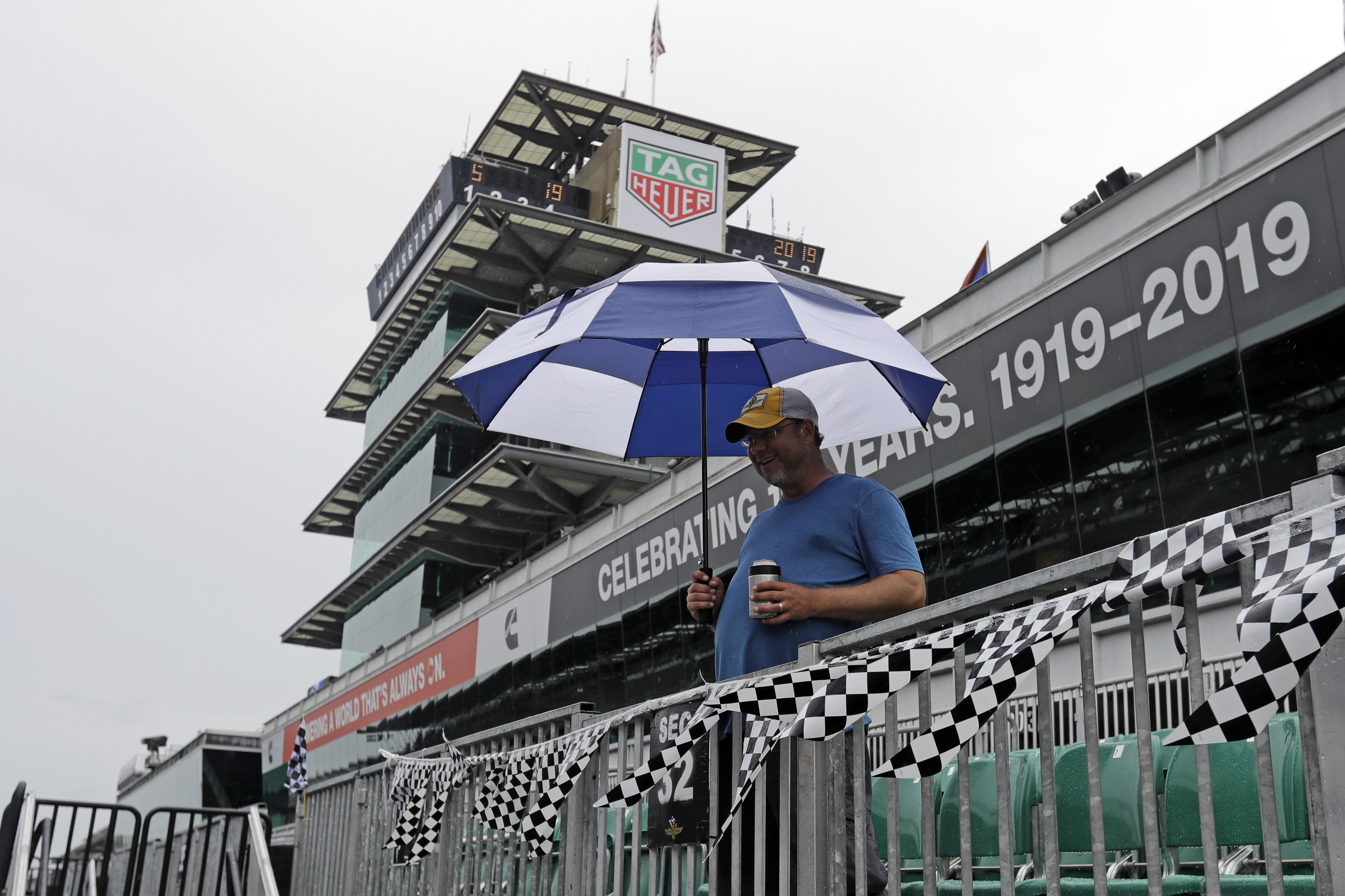 Hanley helps DragonSpeed make big move in Indy qualifying