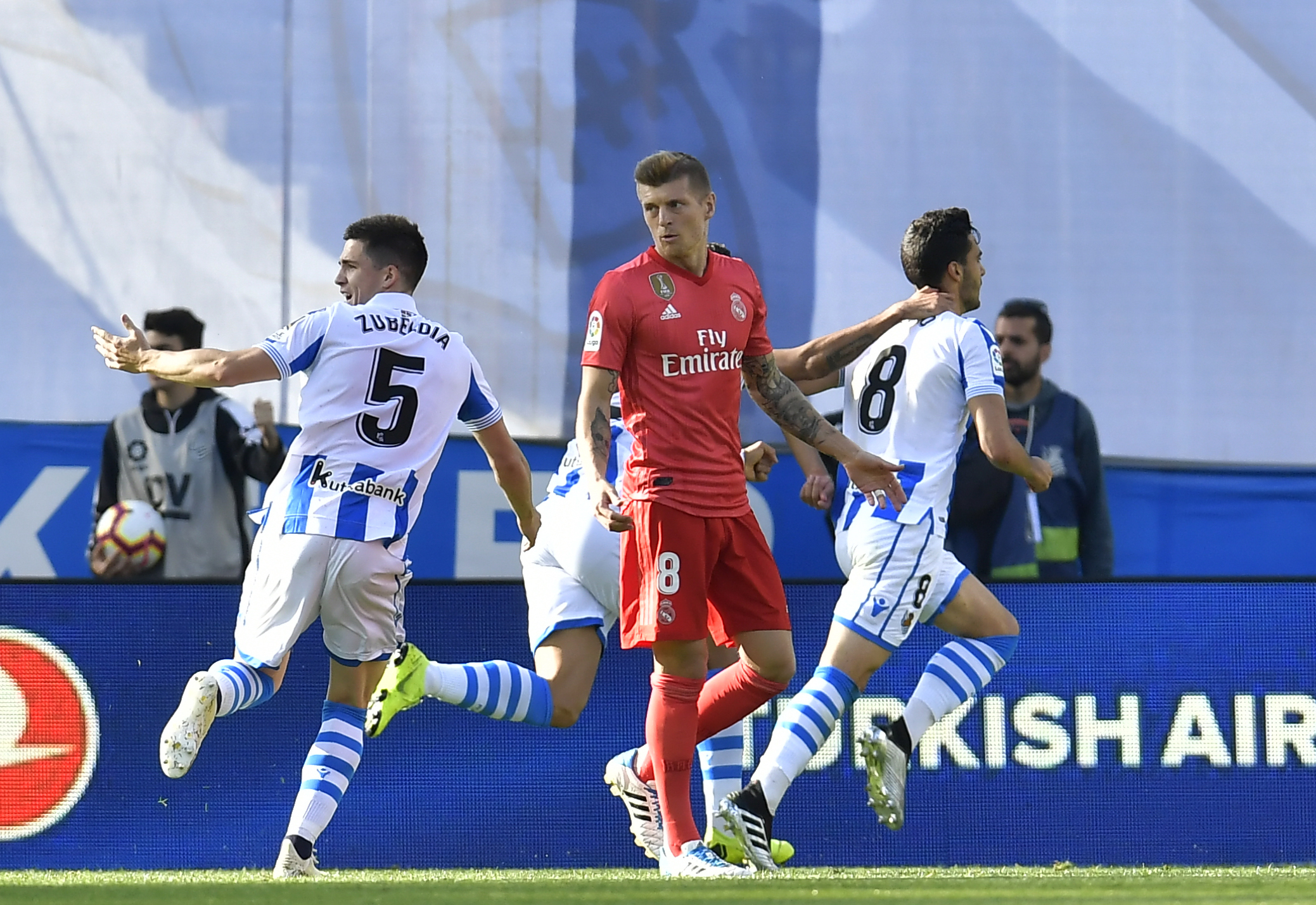 Real Madrid extends Kroos' contract until 2023