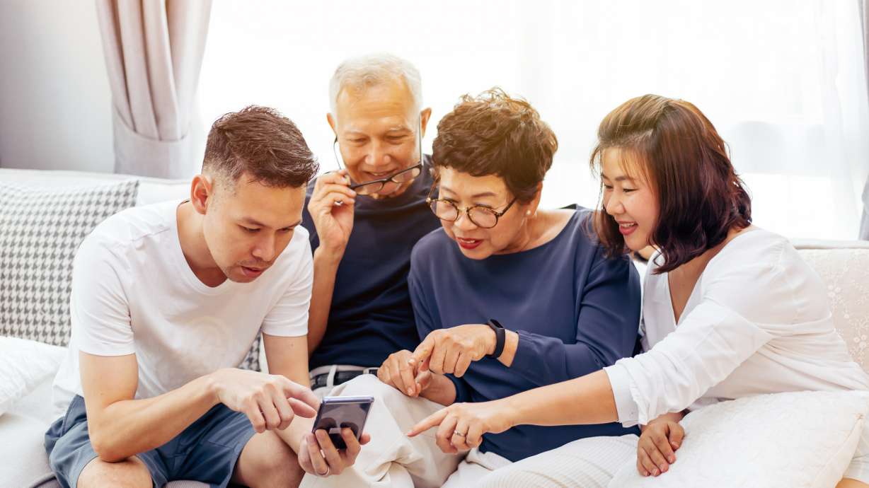 3 tips to help the seniors in your life avoid tech scams