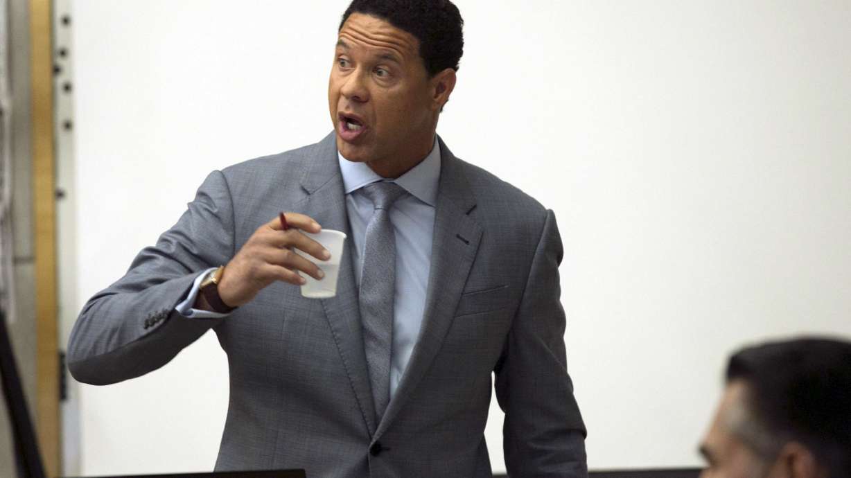 First accuser testifies at ex-NFL player's rape trial