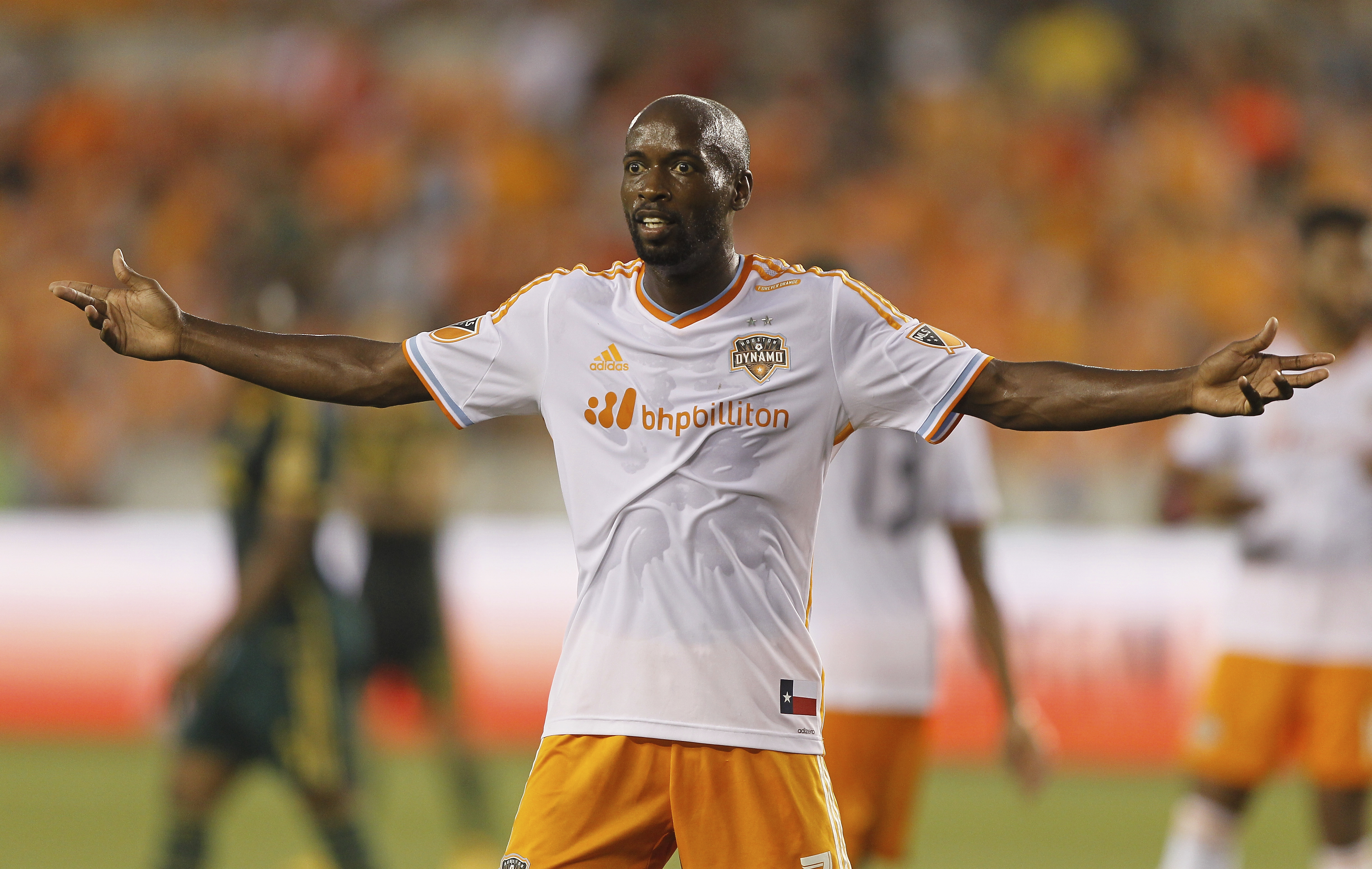 DaMarcus Beasley to retire at end of Houston Dynamo season
