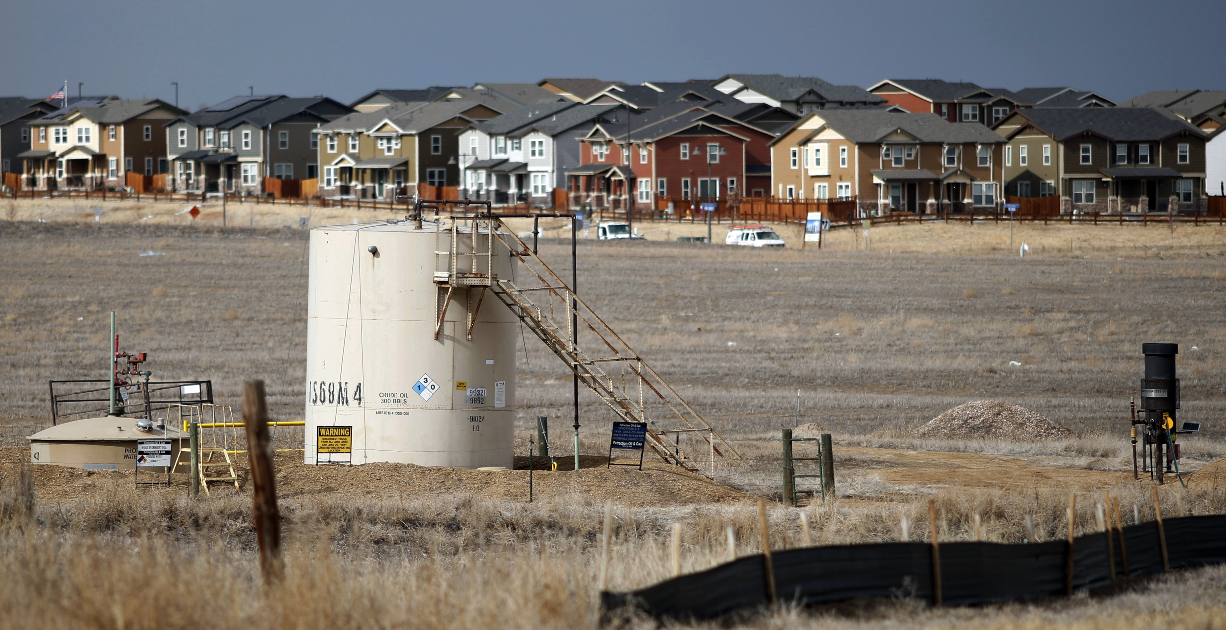 Colorado won't halt drilling as it refocuses rules on safety