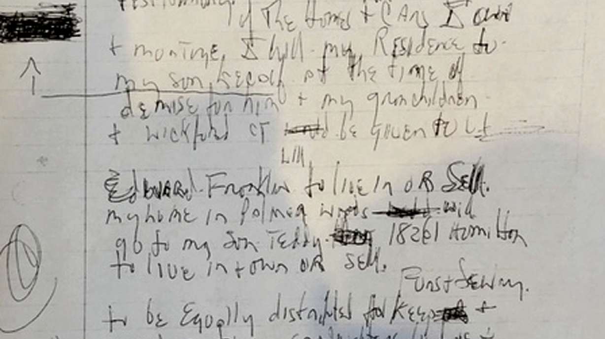 Handwritten wills shake up Aretha Franklin's estate