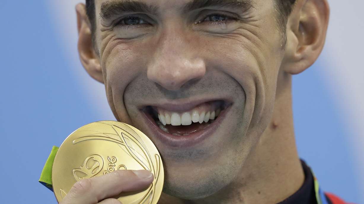 Phelps honored for honesty on mental health, helping others