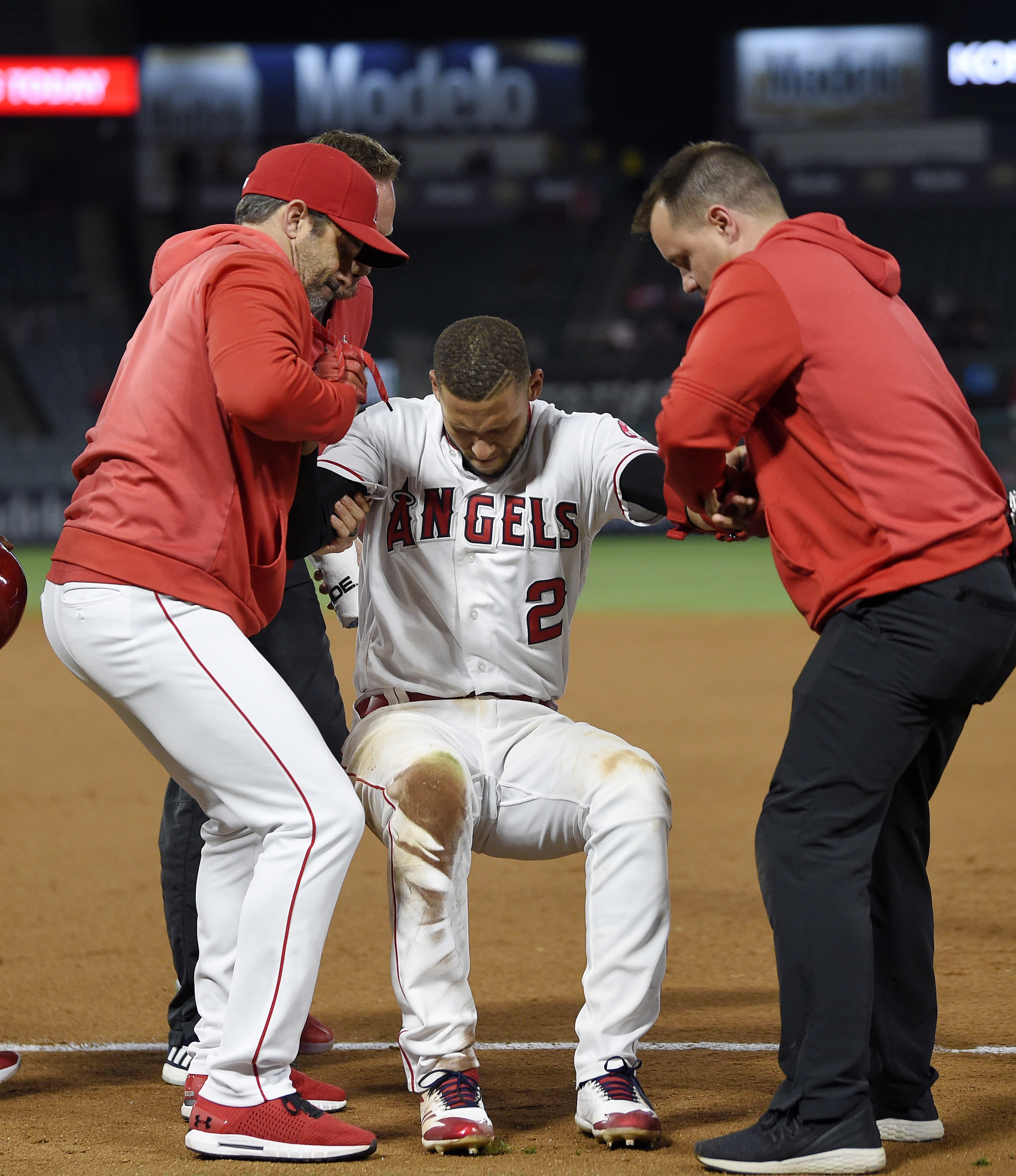 Angels place Simmons on 10-day IL, Ohtani OK after scare