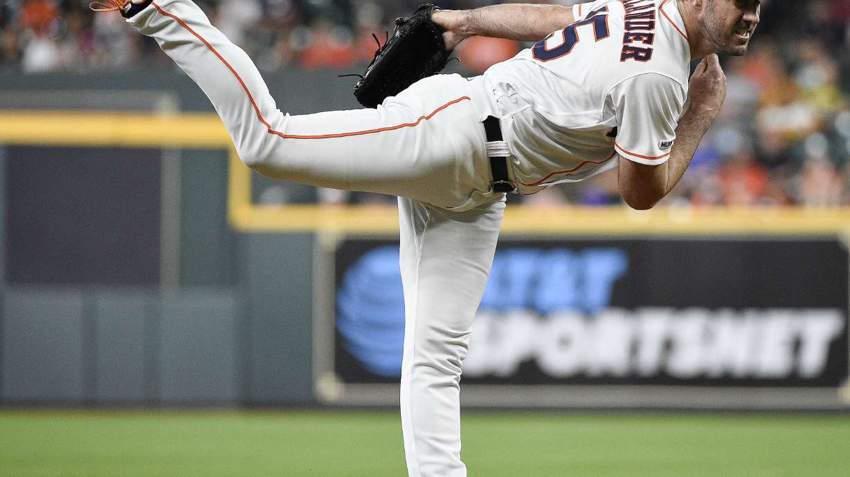 Houston's Verlander has no-hitter broken up in 7th
