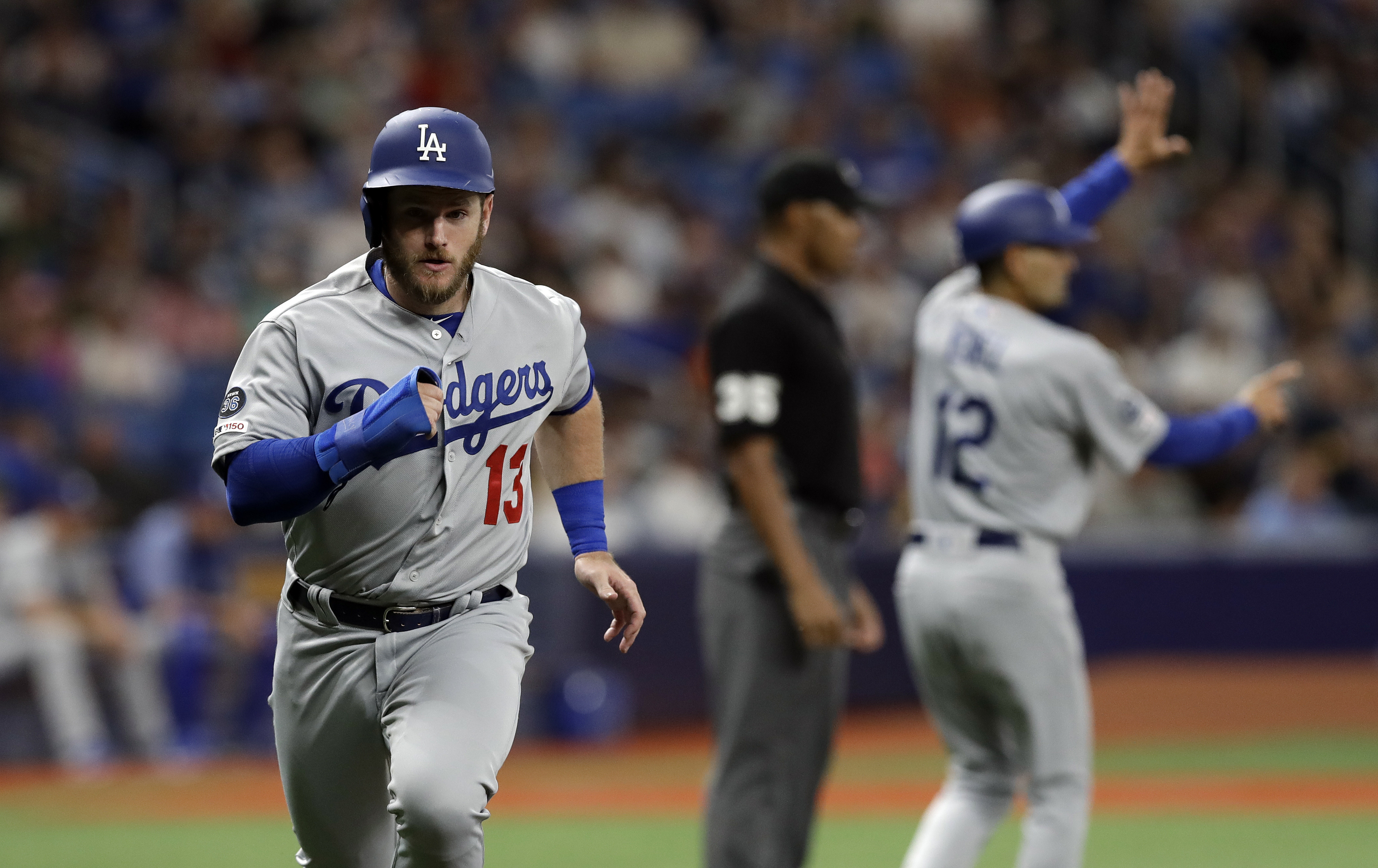 Kershaw takes shutout in 7th, Dodgers beat Rays 7-3