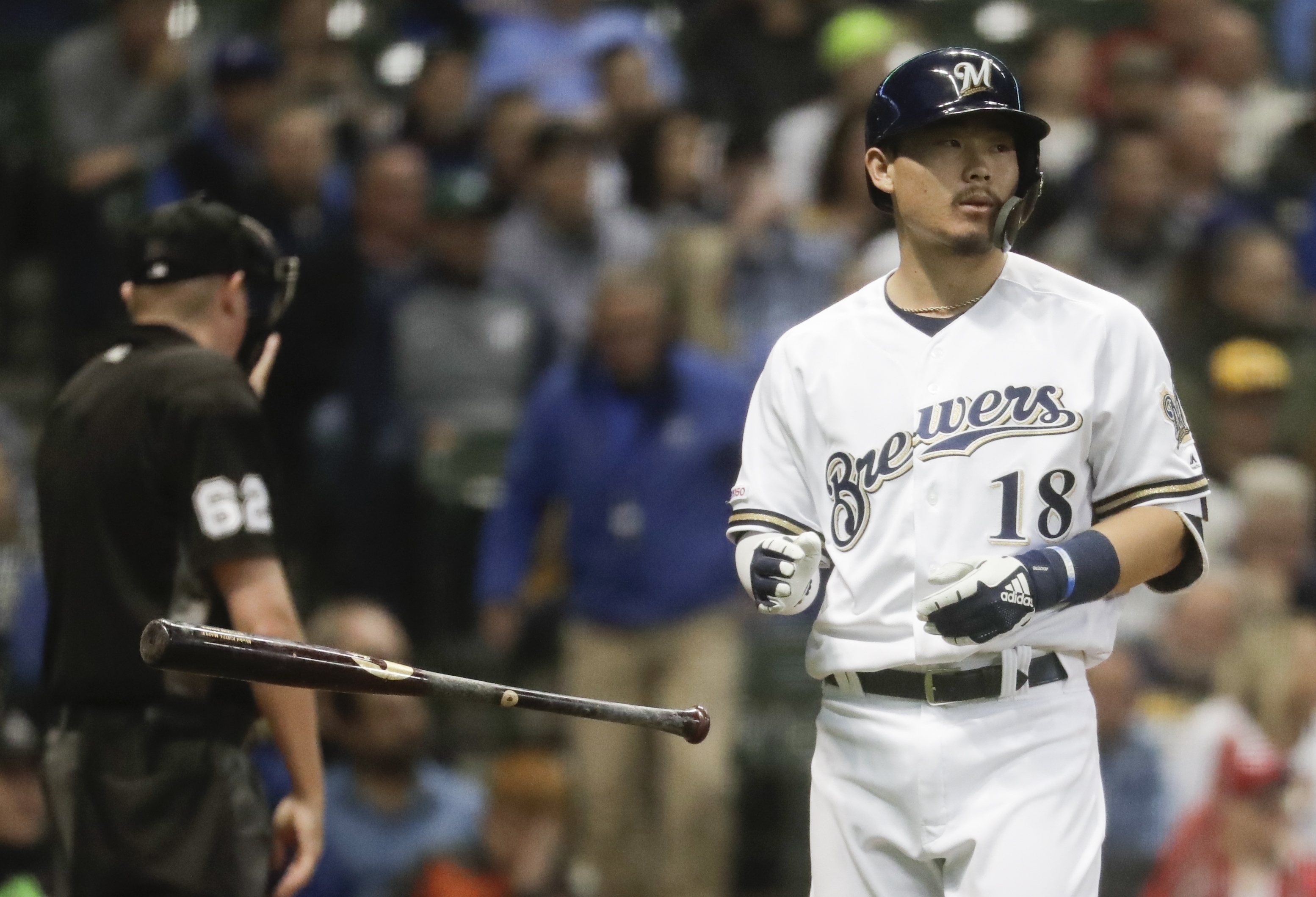 Reds strike out 14, beat short-handed Brewers 3-0