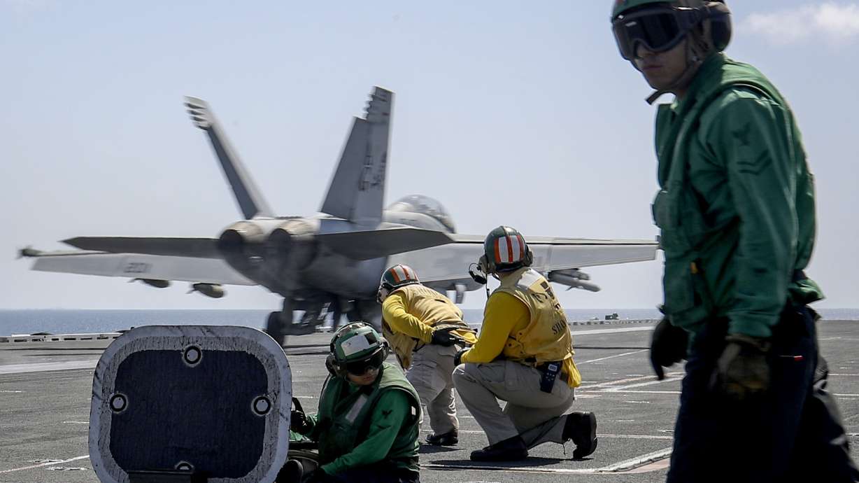 Supreme leader criticizes Iran's politicians amid US tension