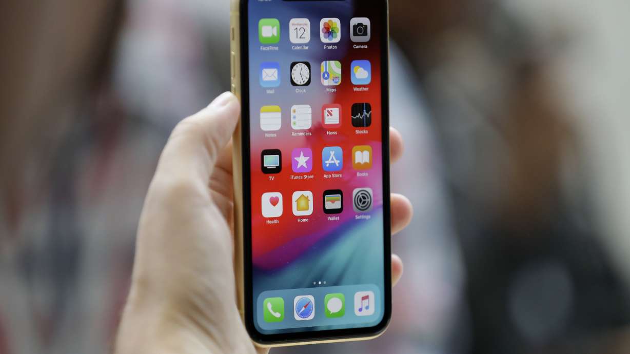 Chinese man guilty of defrauding Apple out of 1,500 iPhones