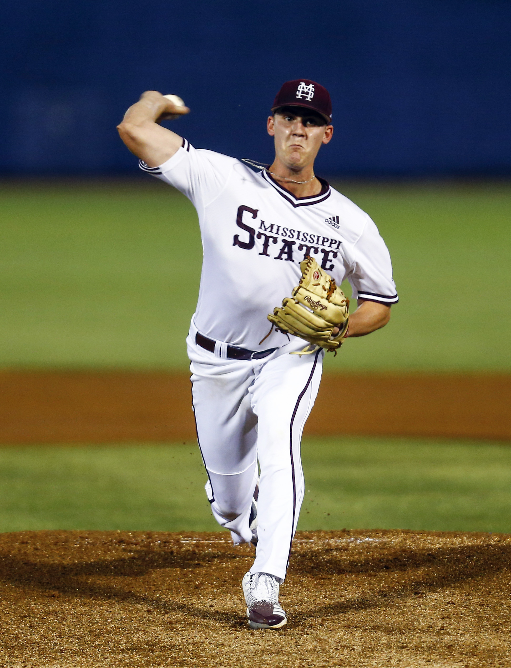 Mississippi State outlasts LSU 6-5 in 17 innings at 3 am