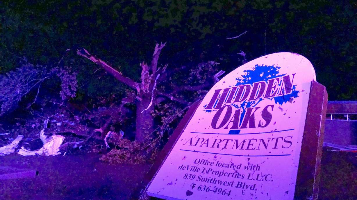 3 dead, state capital battered as storms rake Missouri