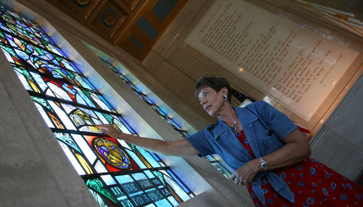Sharon Cupit gives a history of the Meditation Chapel in Memory Grove during a tour Wednesday, July 12, 2006. (Photo: Jason Olson, Deseret News, File)