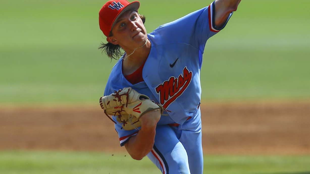 Ole Miss rallies in 9th to beat Texas A&M 1-0