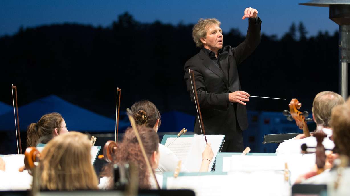 Utah Symphony music director Thierry Fischer to conclude tenure following 2021-2022 season