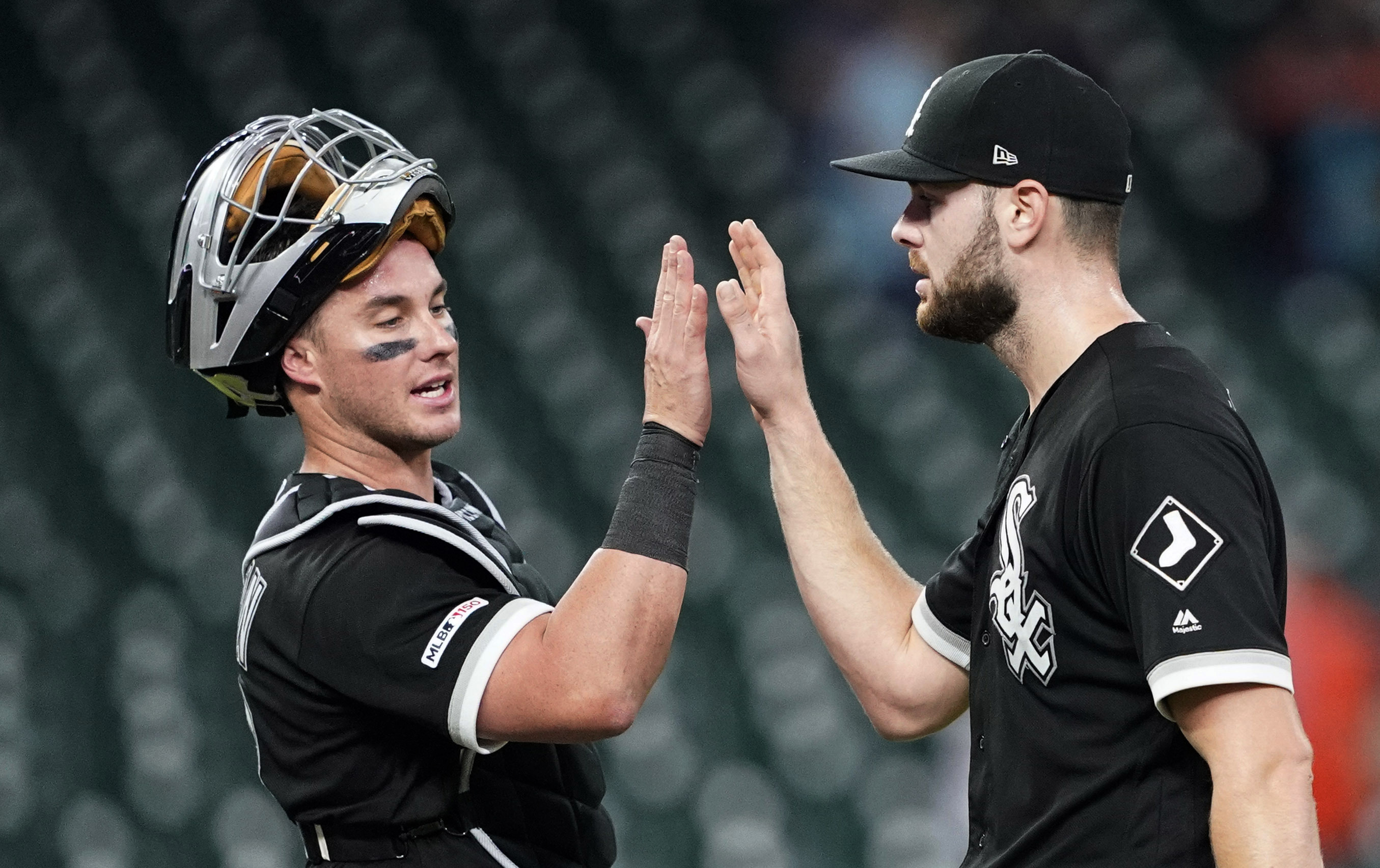 Giolito spins 4-hit gem, White Sox blank Astros 4-0