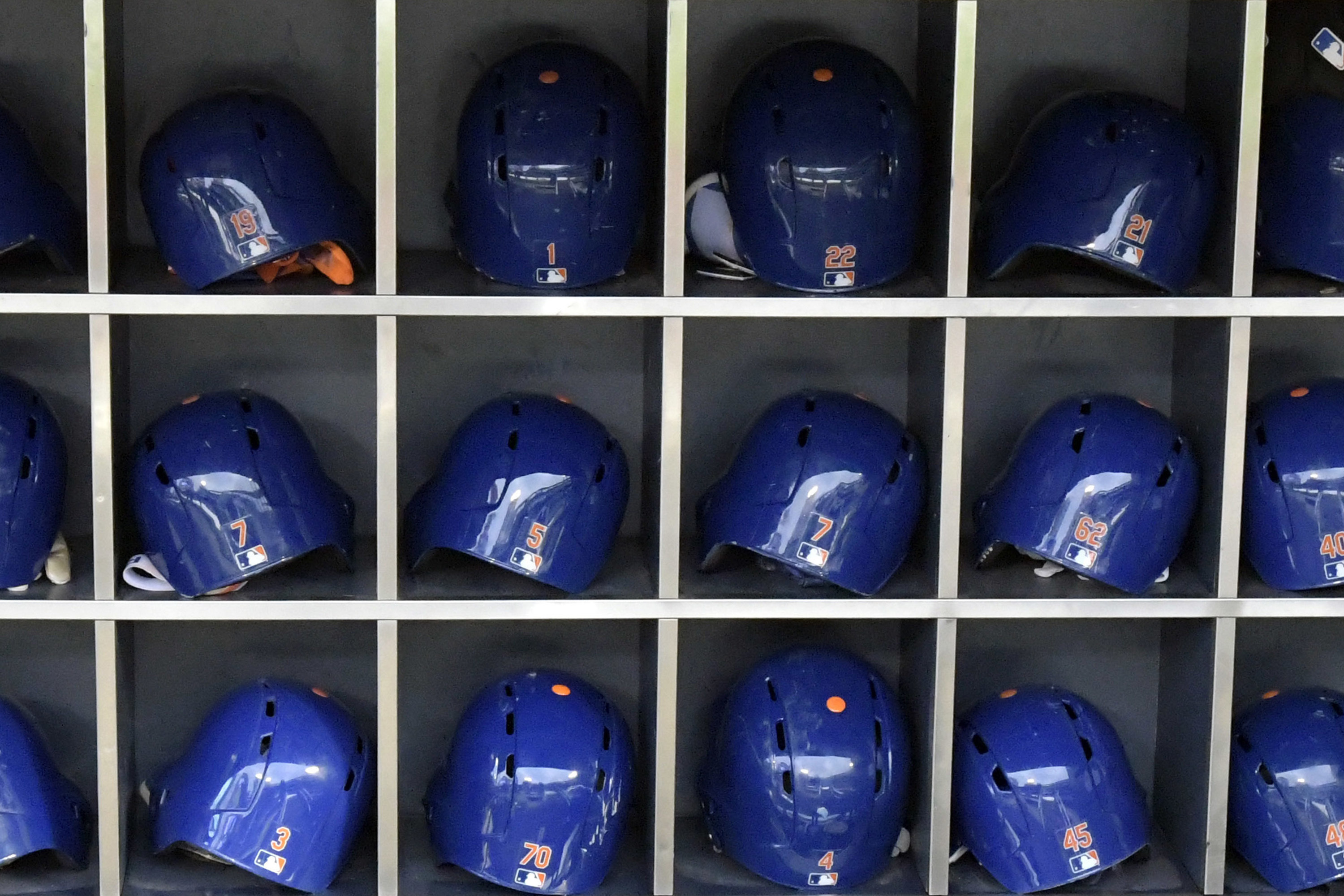 Deaths from brain, heart problems higher for NFL than MLB