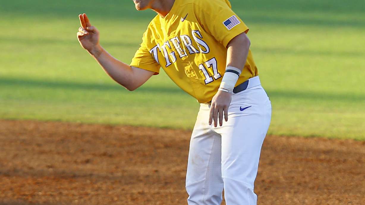 LSU rides big innings to 12-2 rout of Mississippi State