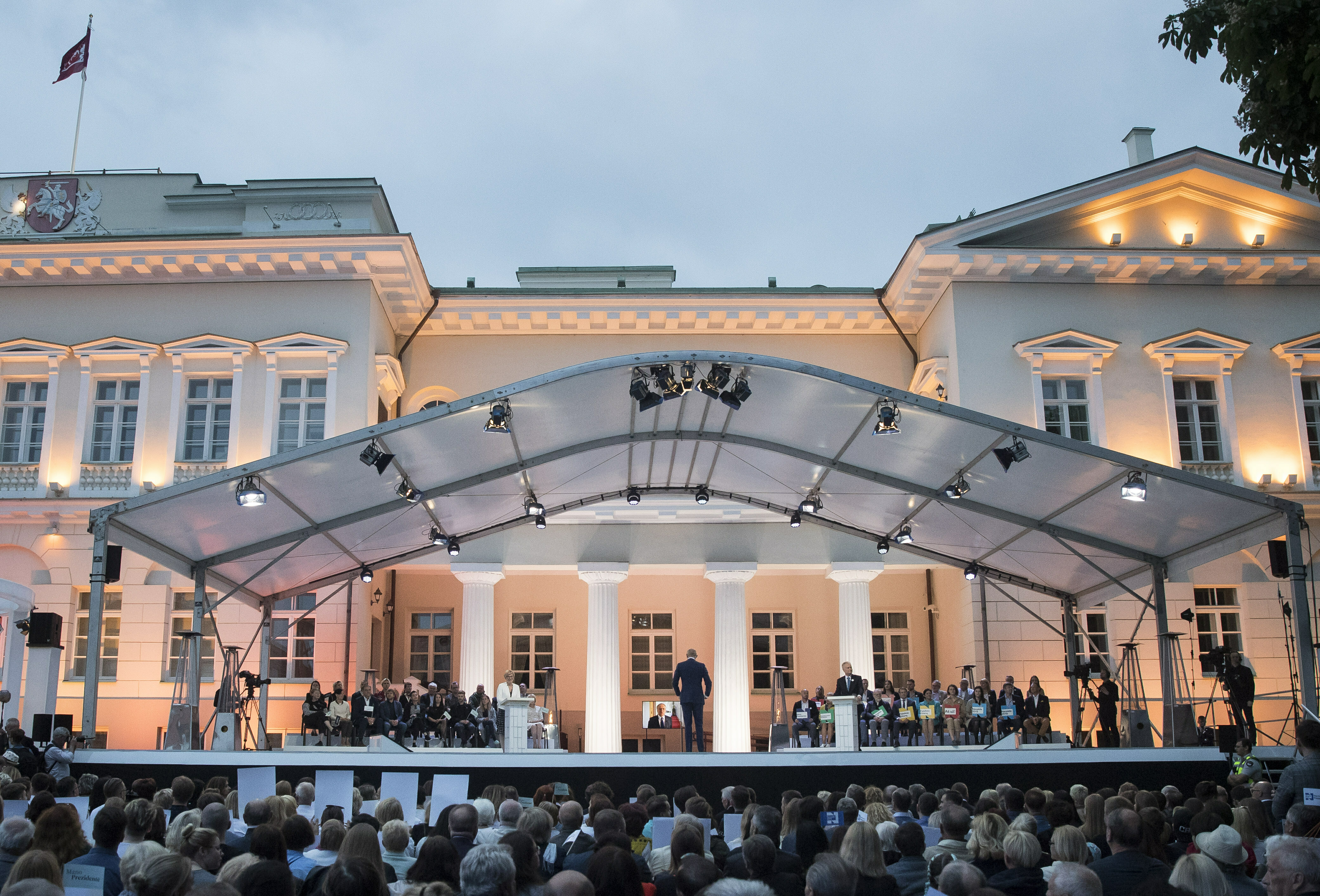 Lithuania presidential hopefuls: tone down Russia rhetoric