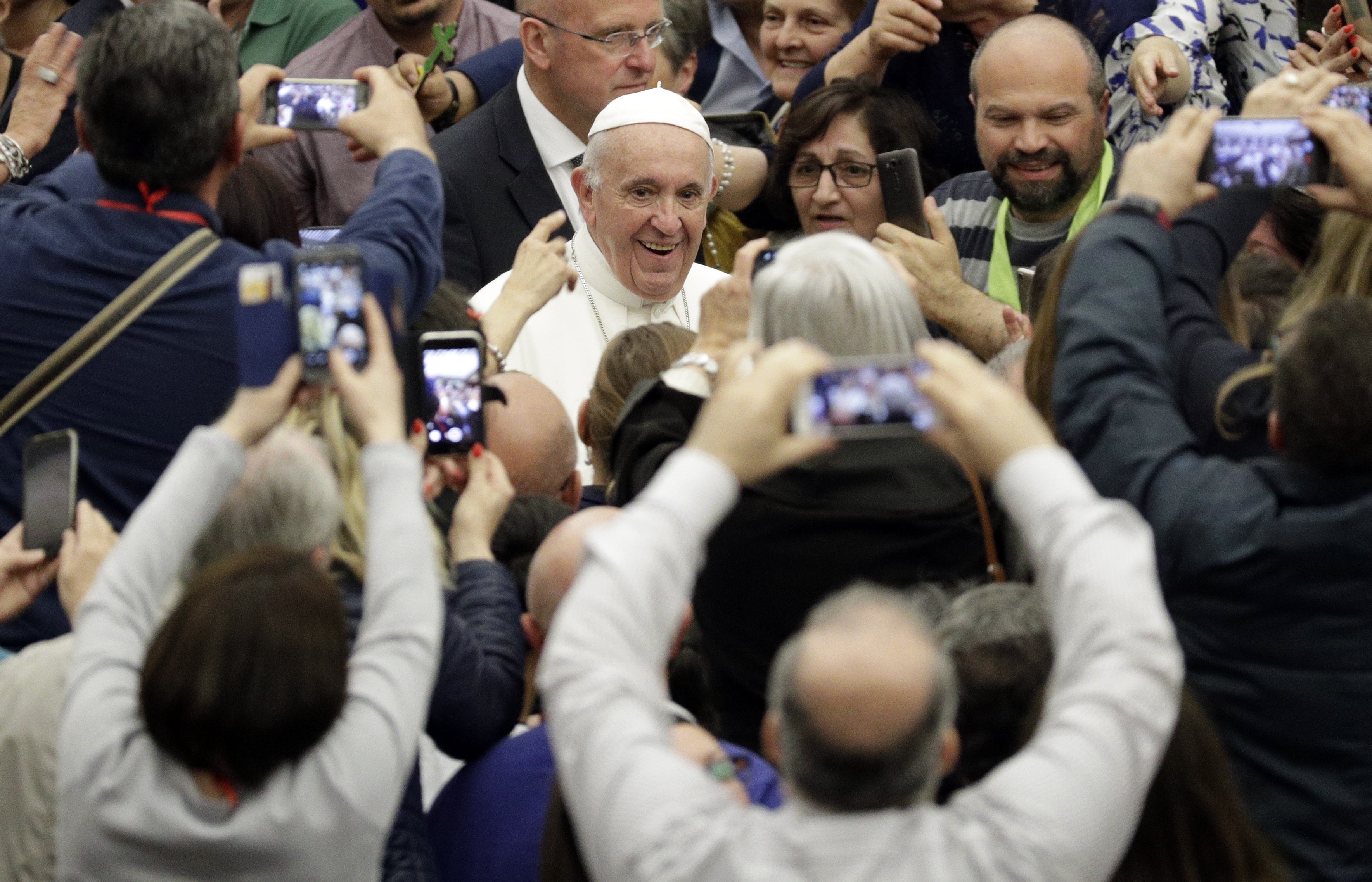 Pope: Abortion is never OK, equates it to "hiring a hitman"