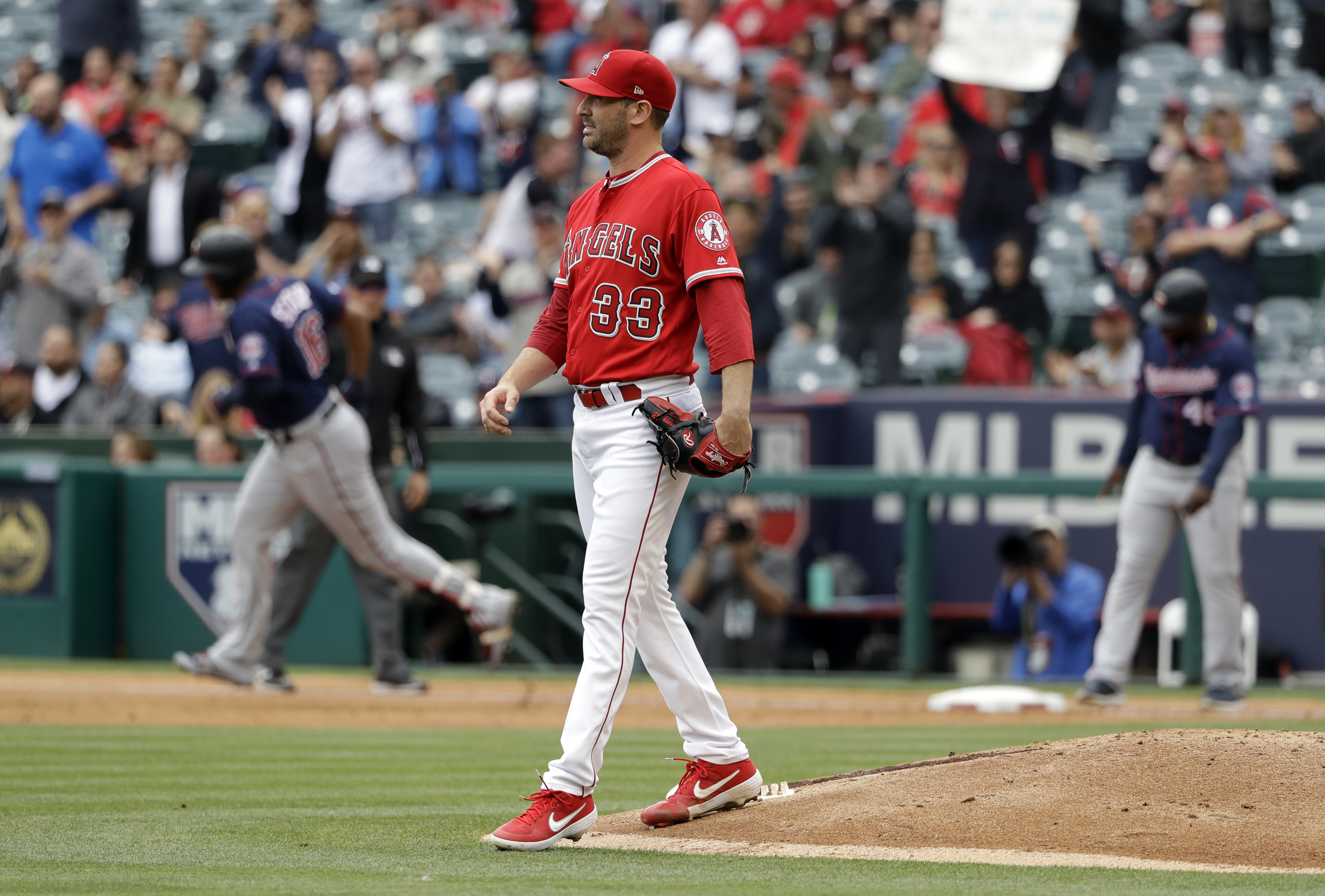 Angels place Harvey on 10-day IL following rough outing