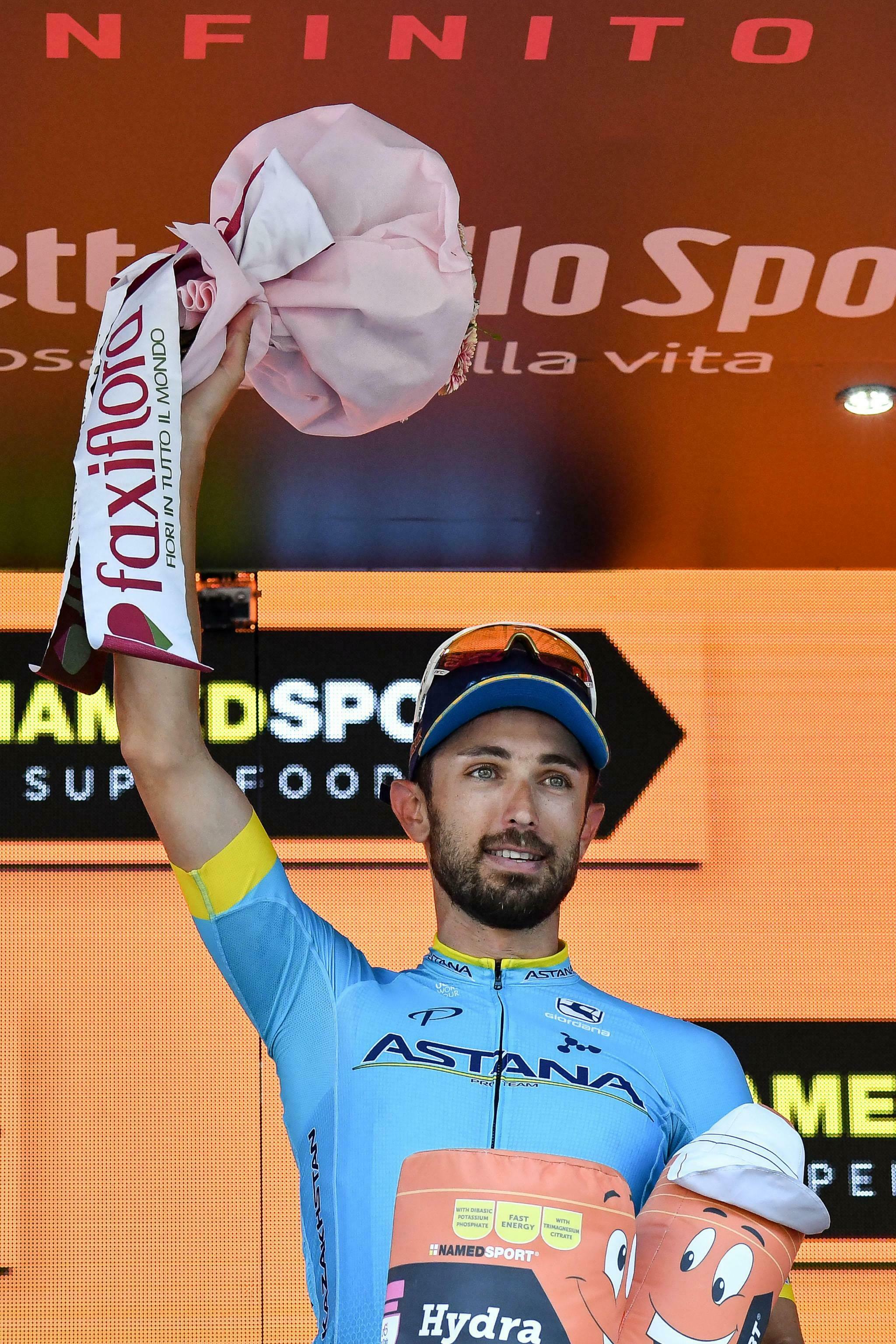 Cataldo wins Giro stage as Roglic crashes on borrowed bike