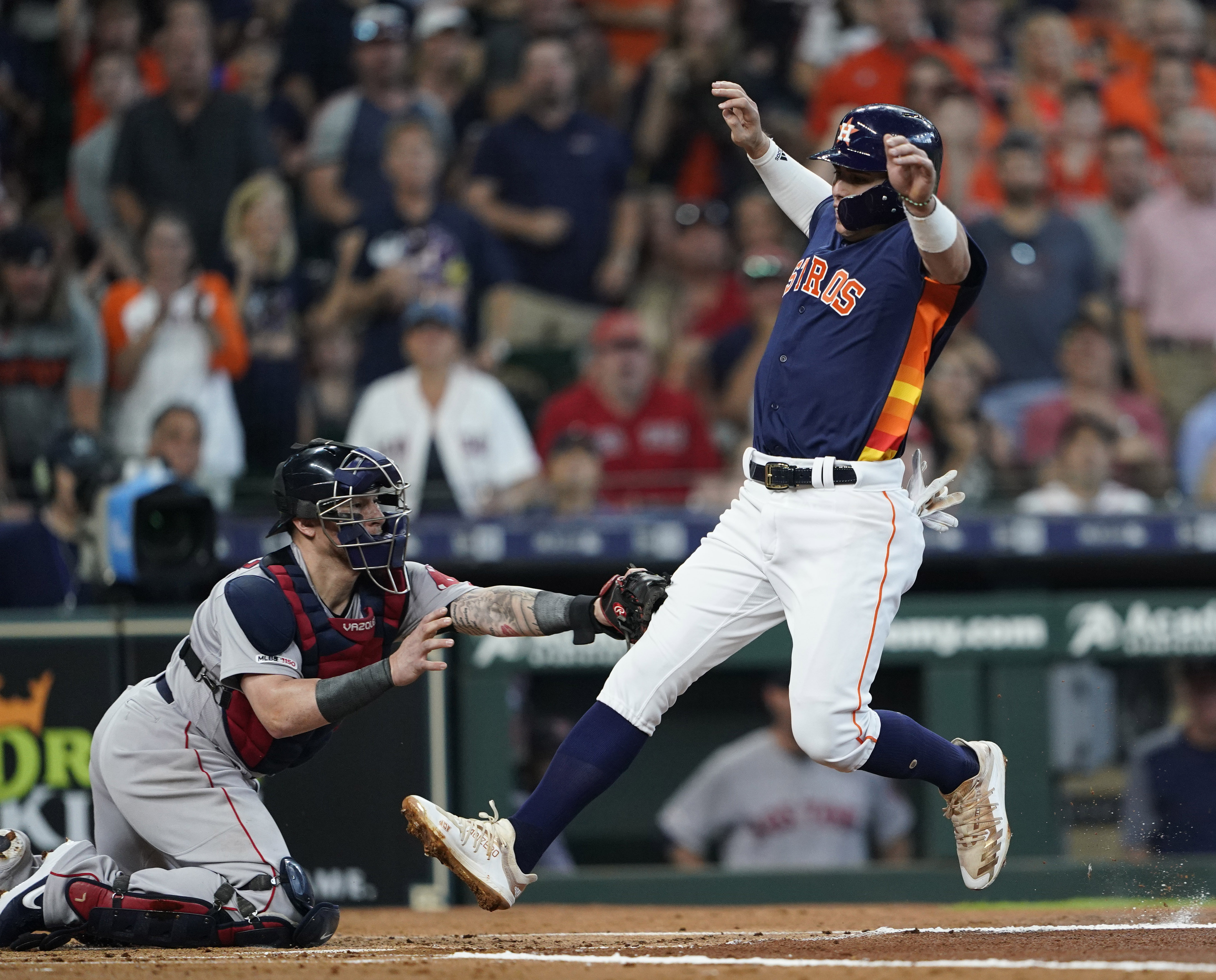 Devers homers, Red Sox avoid sweep with 4-1 win over Astros