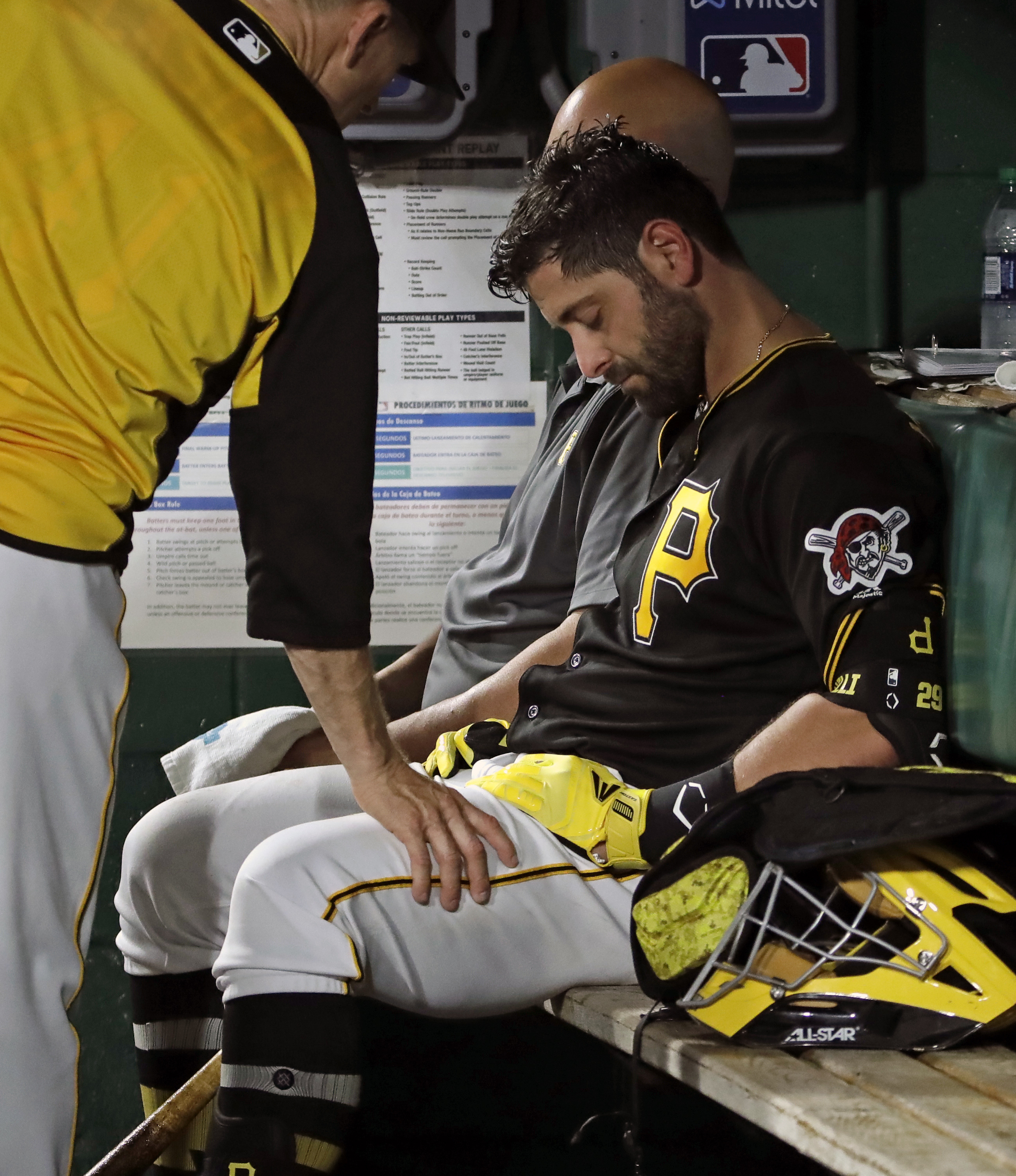 Pirates GM asks MLB to allow re-entry after concussion tests