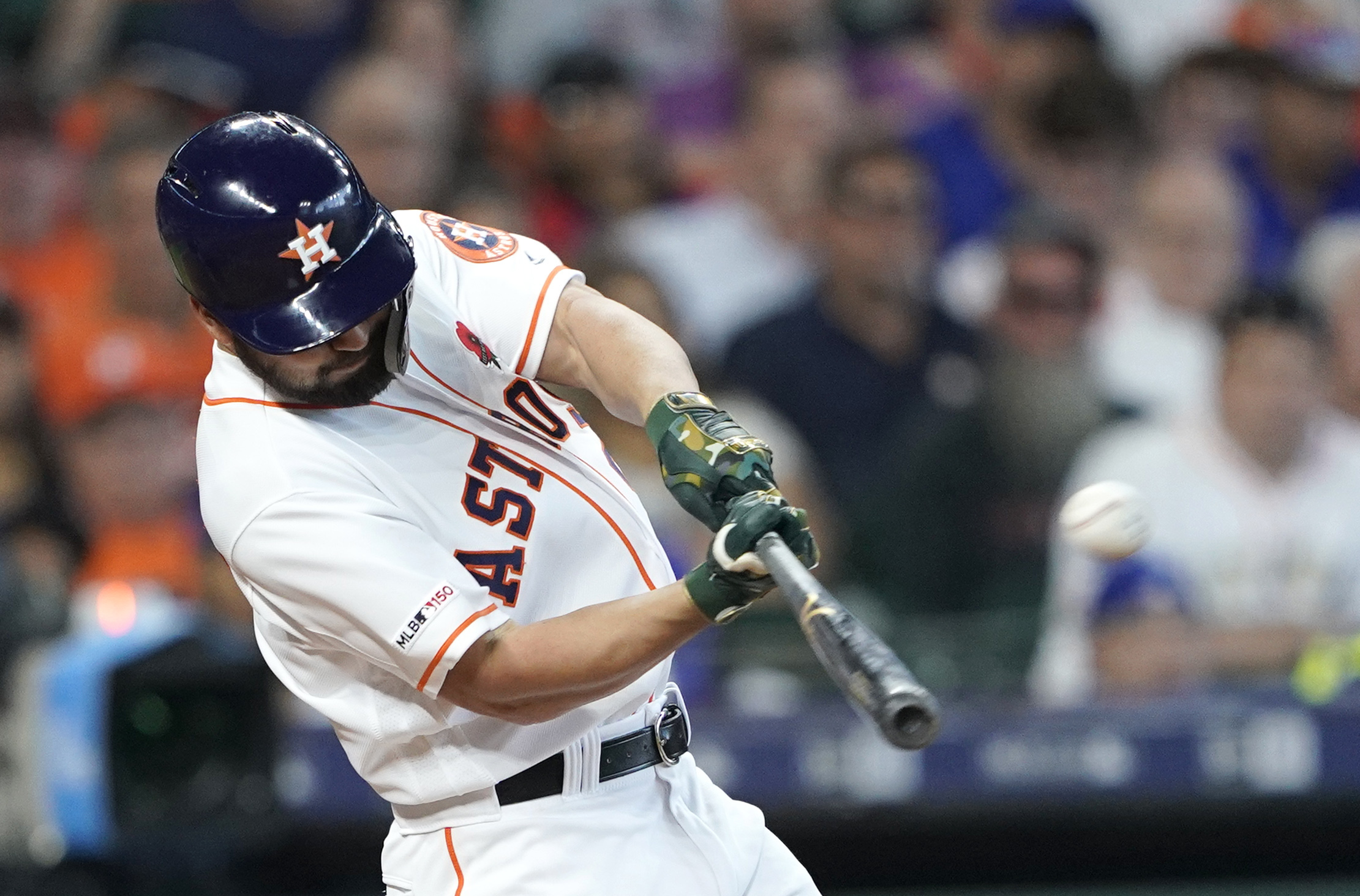 Cole fans 12 as Astros down Cubs 6-5