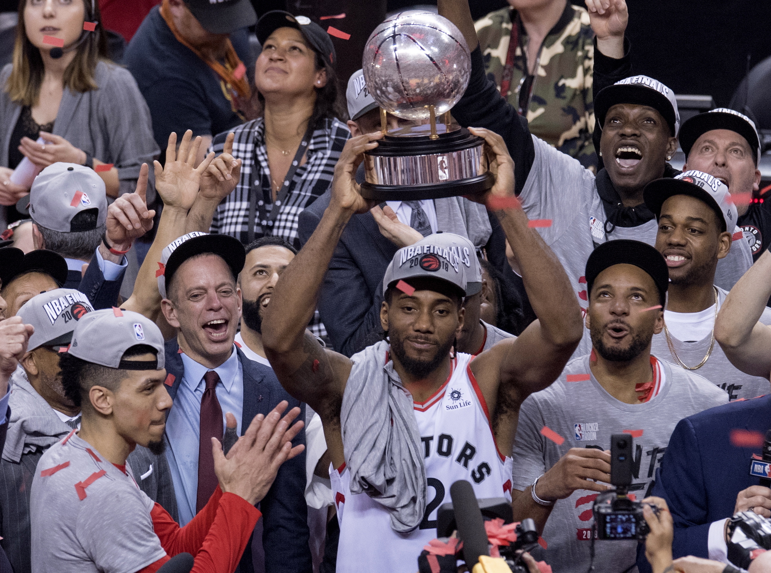 Warriors embrace a new NBA Finals challenge with Raptors