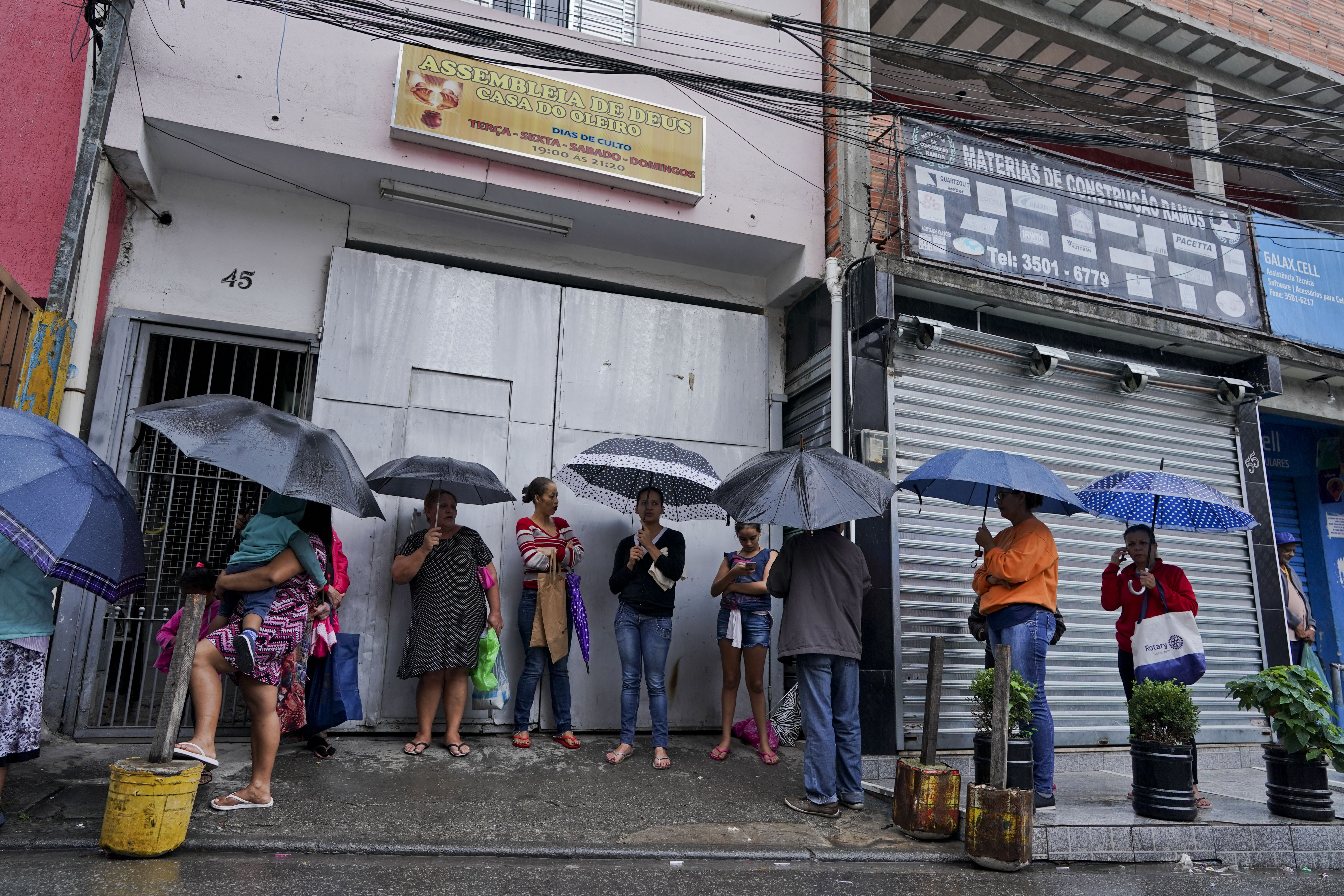 Brazil's poor are squeezed as inequality grows