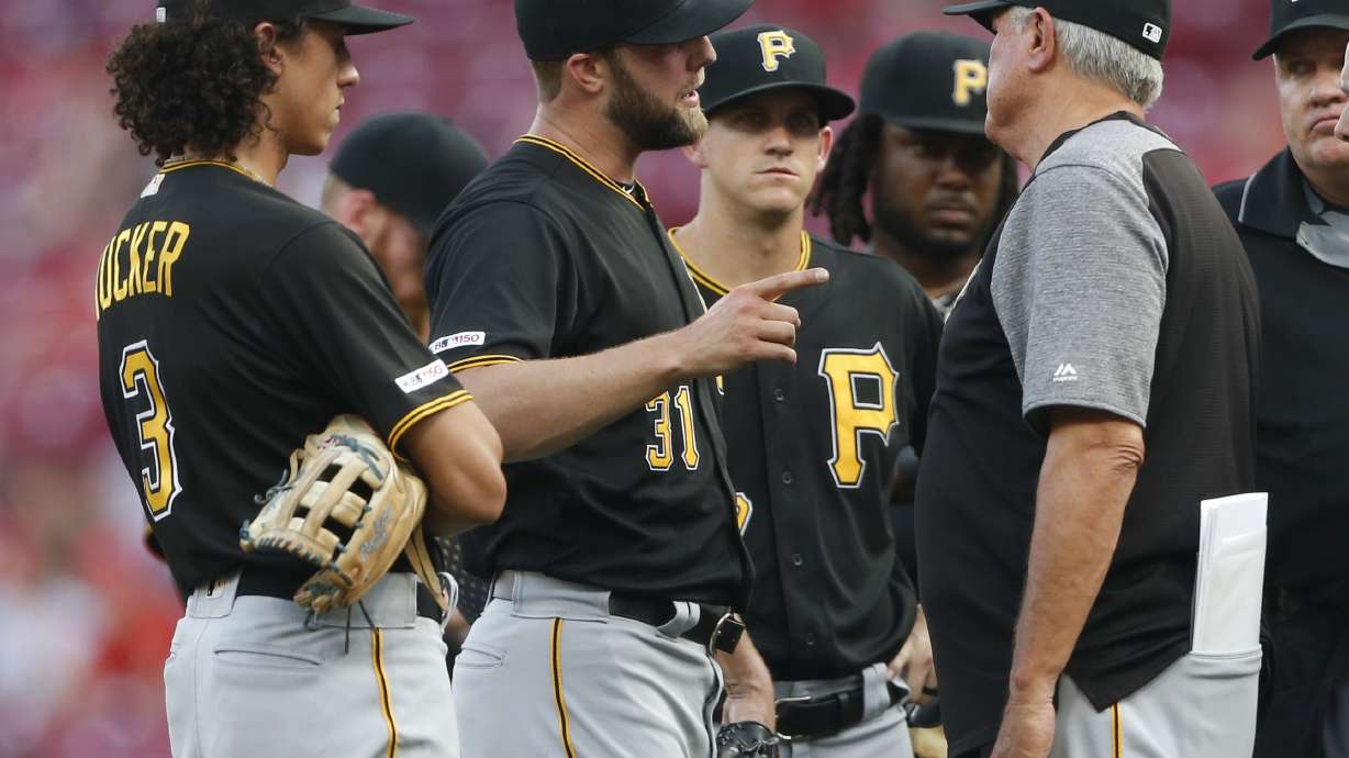 Dietrich hits 3 HRs, Lyles injured as Reds beat Pirates 11-6