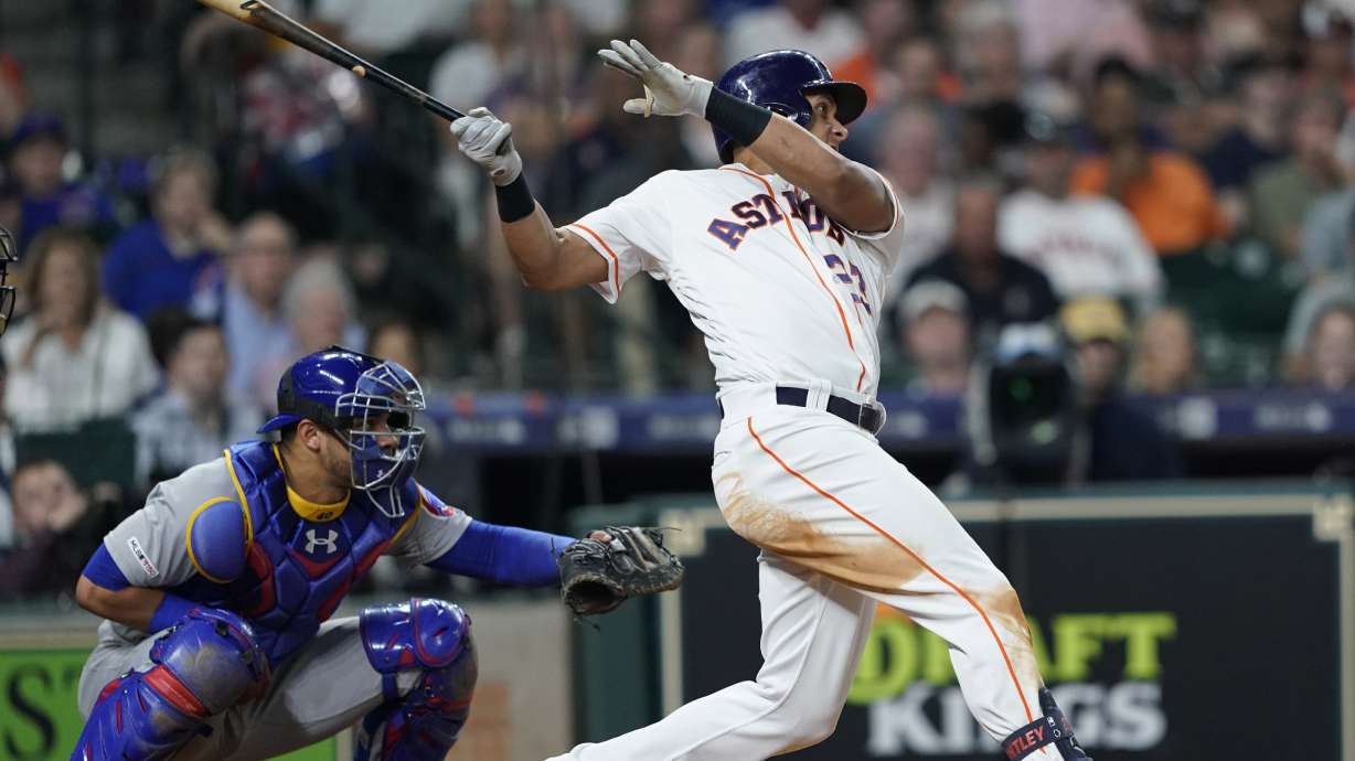 Bregman homers twice as Astros rally past Cubs 9-6