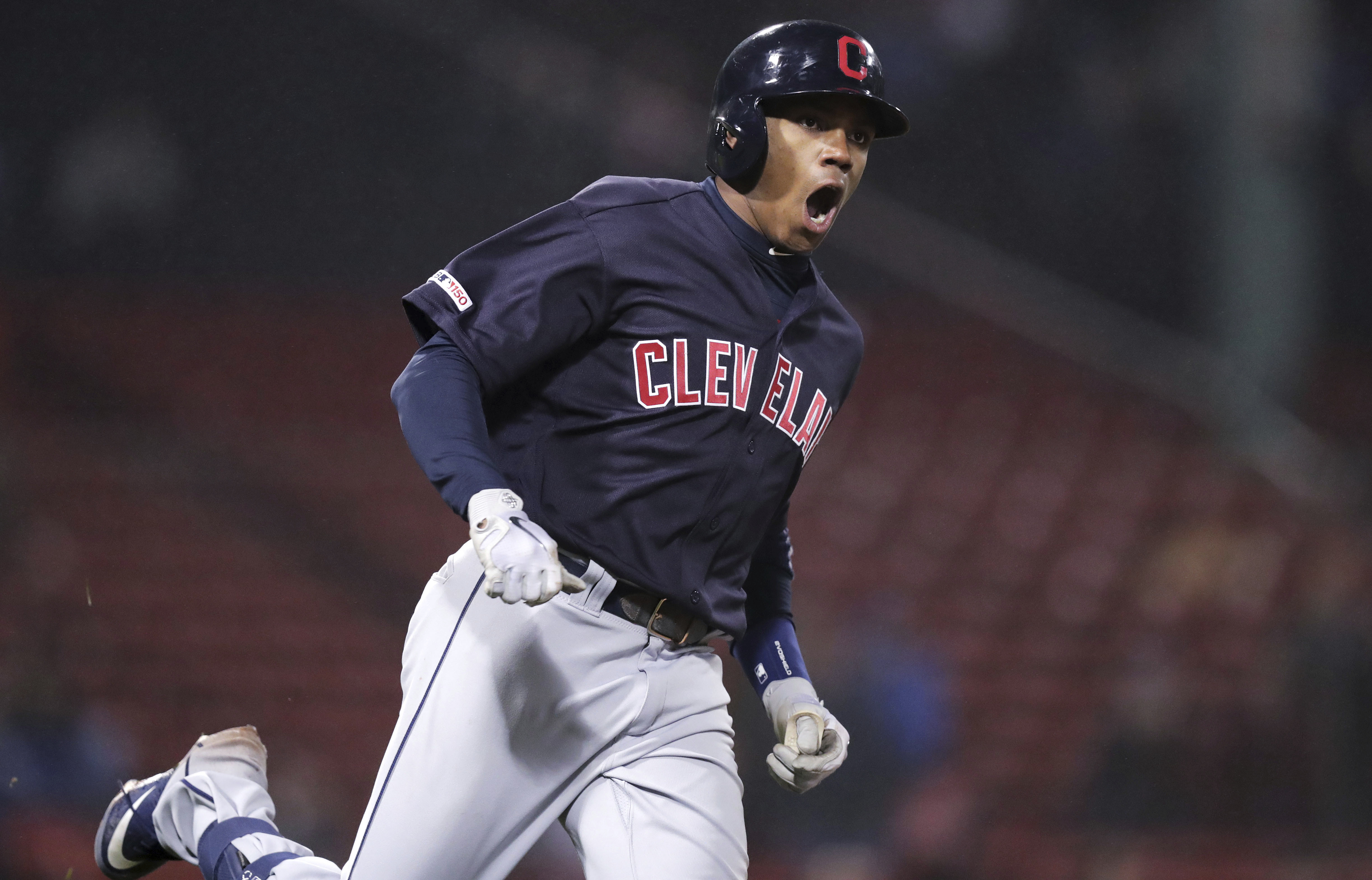 Indians rally for five in 9th, beat Red Sox 7-5