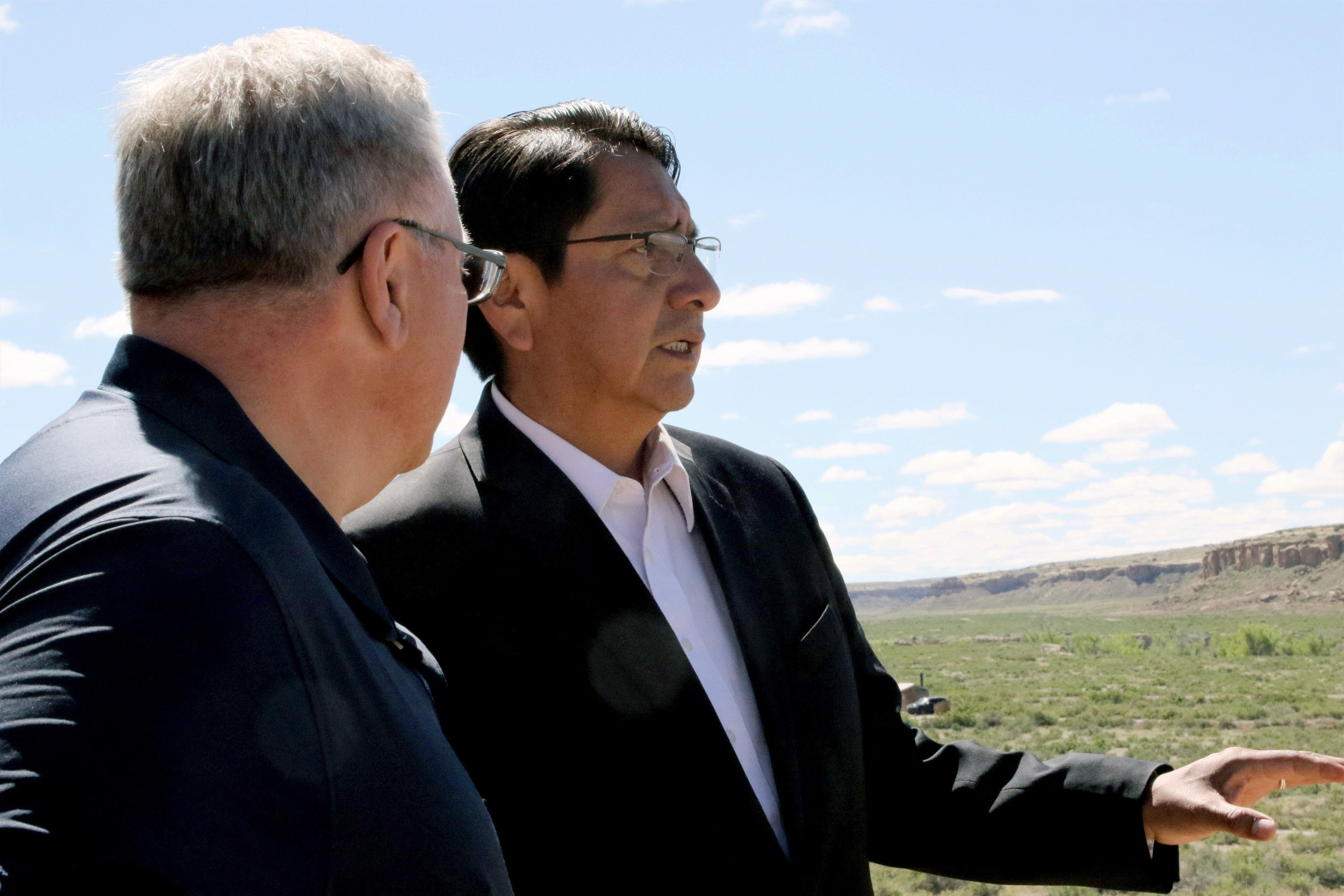 US officials to put off oil leases near sacred tribal land