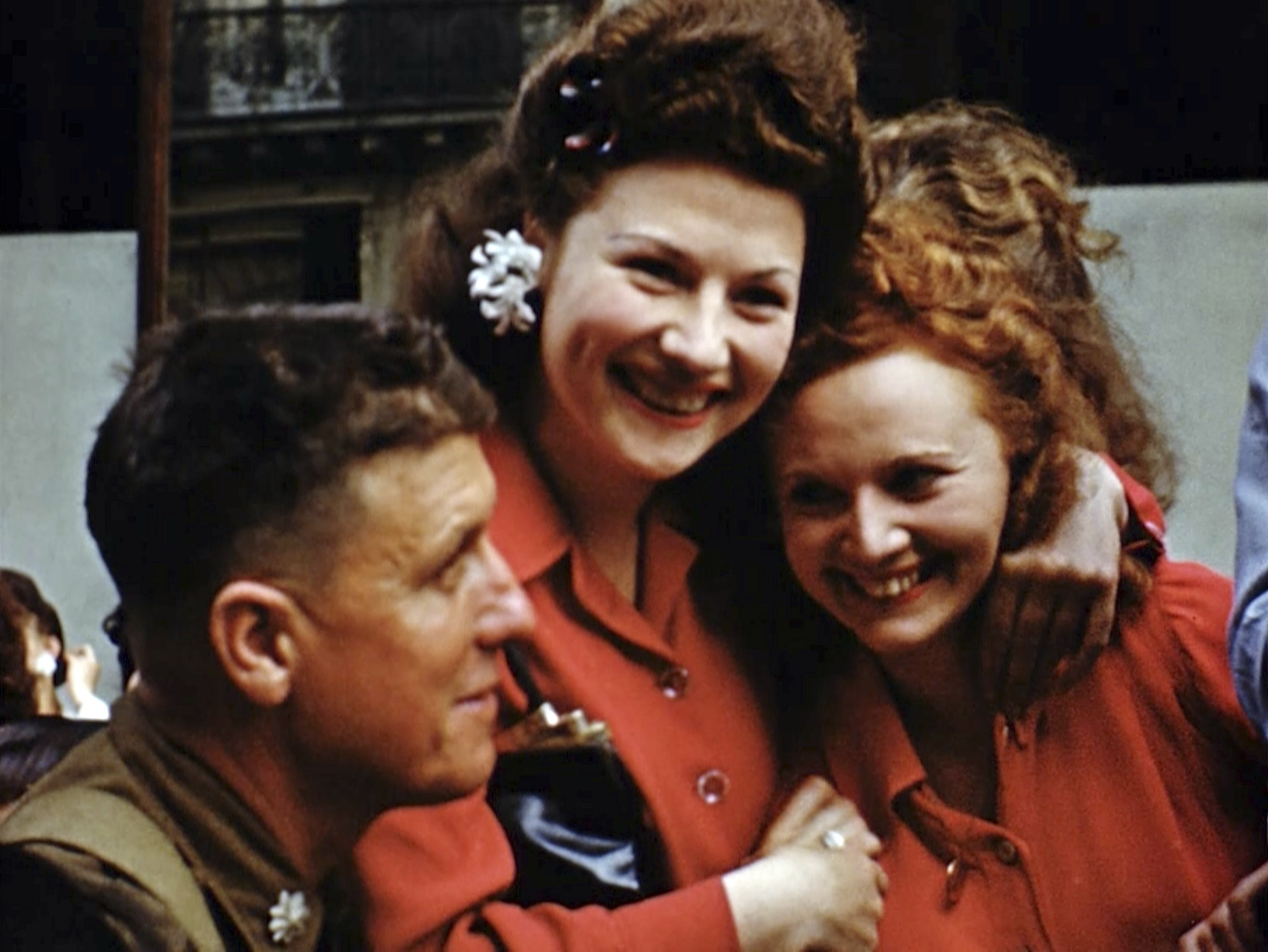 Rare color footage brings D-Day memories alive, 75 years on