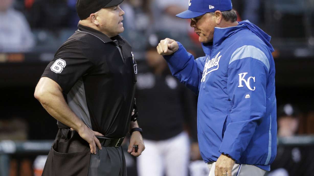 Royals' Sparkman ejected after beaning Chicago's Anderson