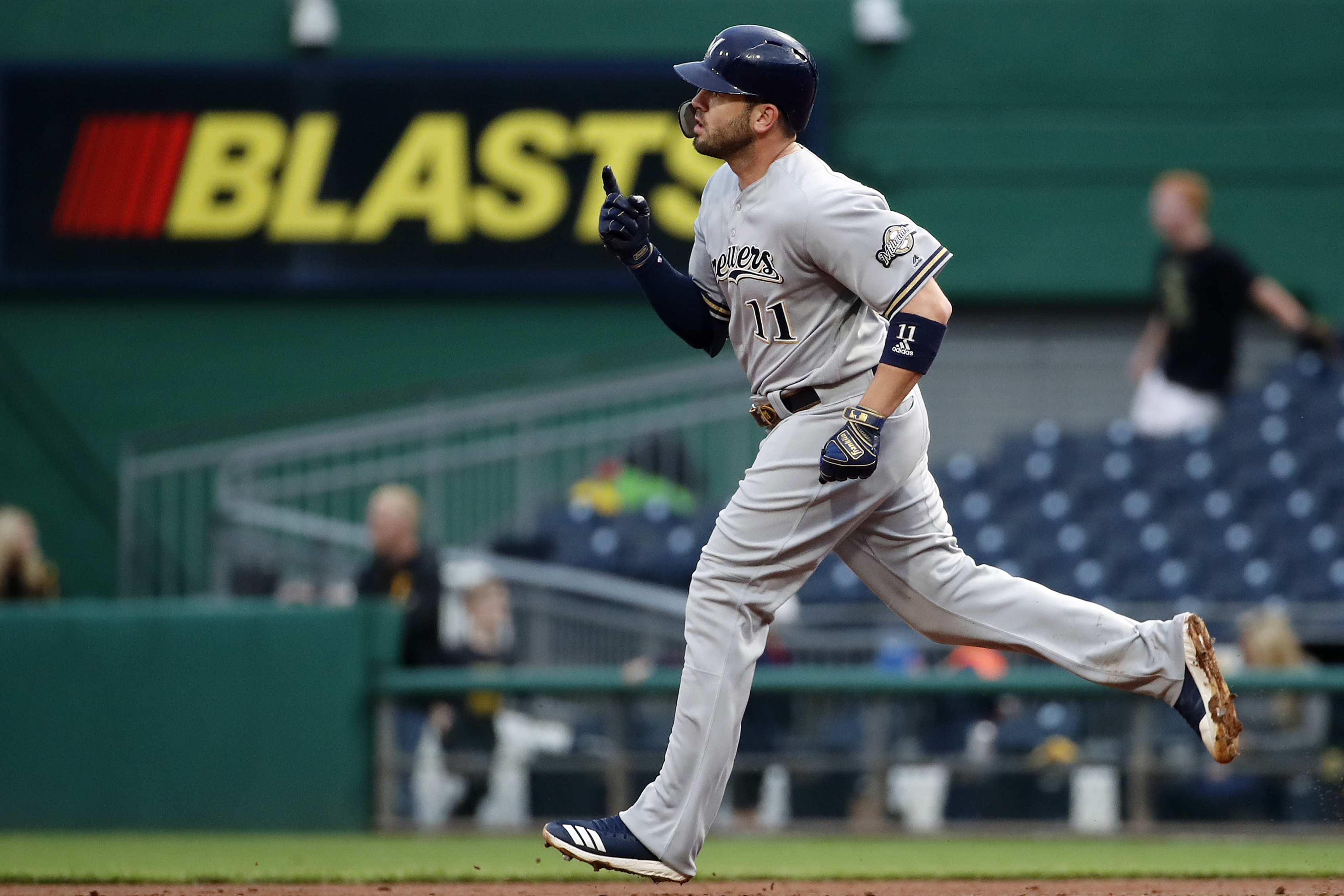Moustakas goes deep twice, Brewers top Pirates 11-5