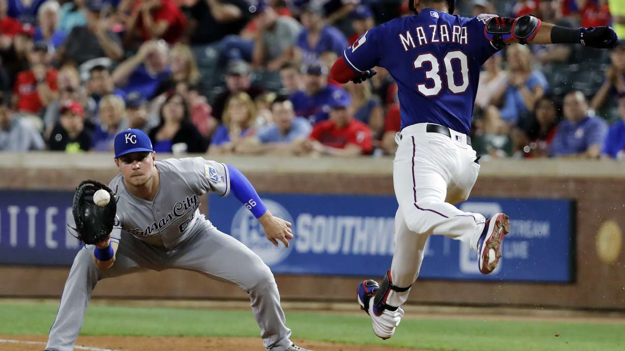 Soler, Mondesi homers lead Royals past Rangers 4-2