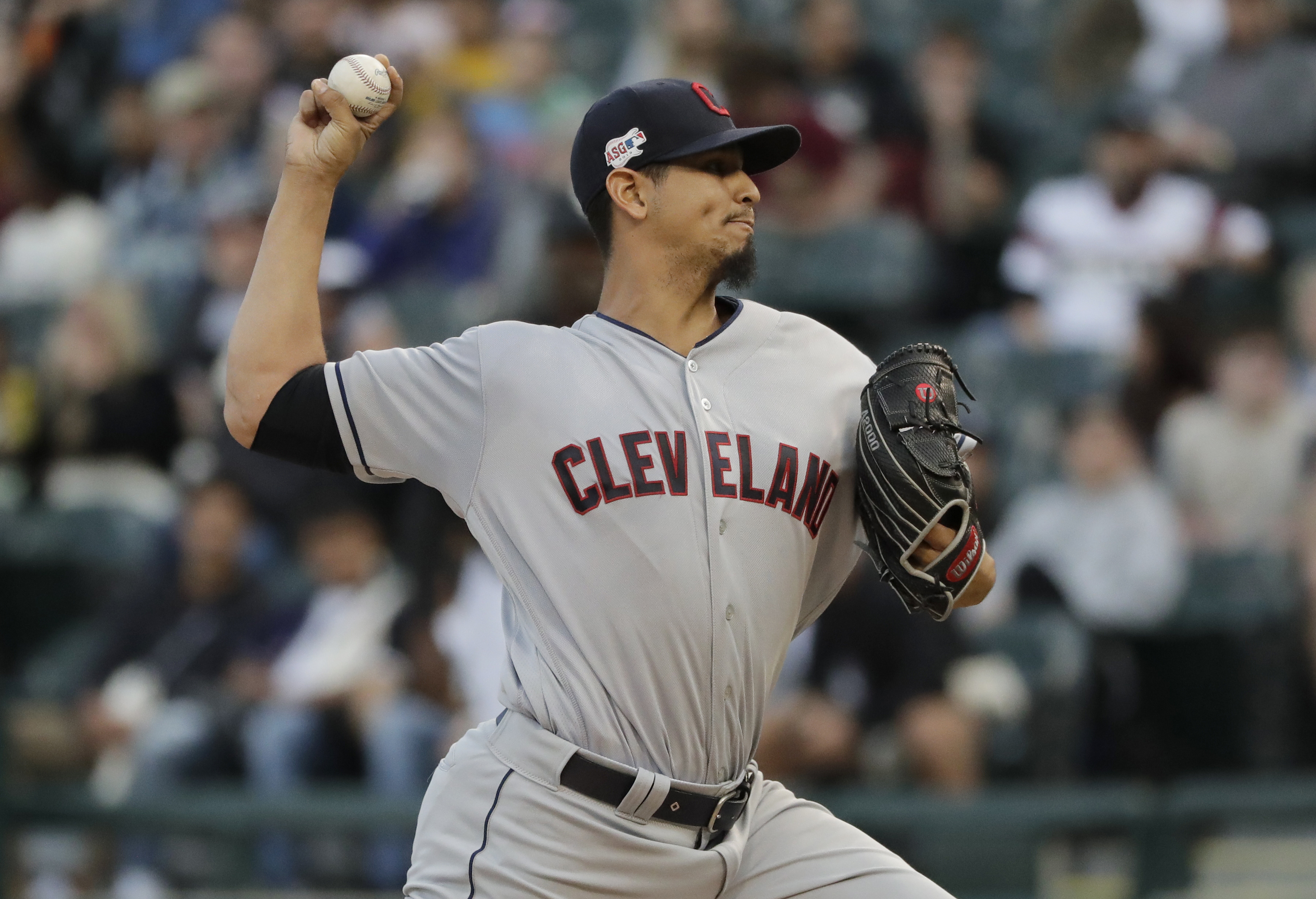 White Sox beat Indians 10-4 for season-high 4th straight win