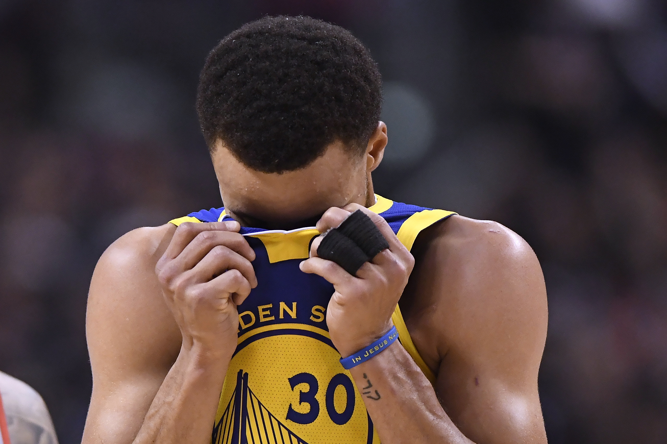 Warriors sputter at times, fall in Game 1 of NBA Finals