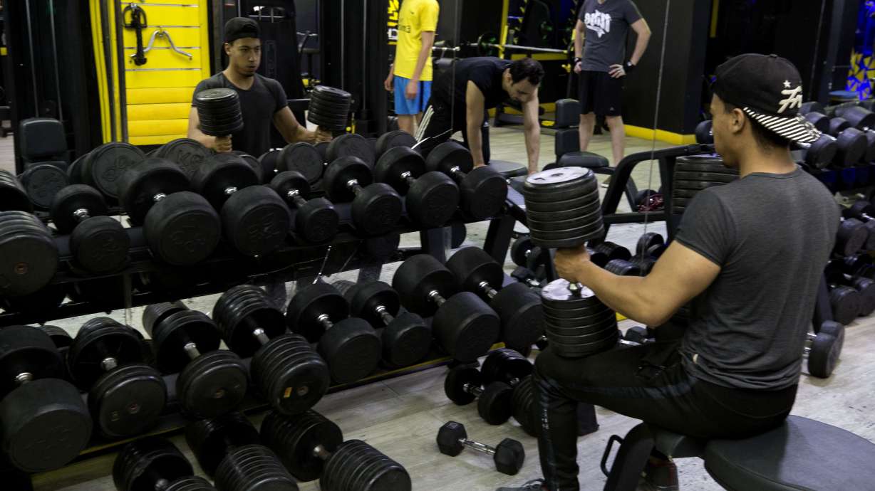 During Ramadan, late-night gyms boom in the Gaza Strip