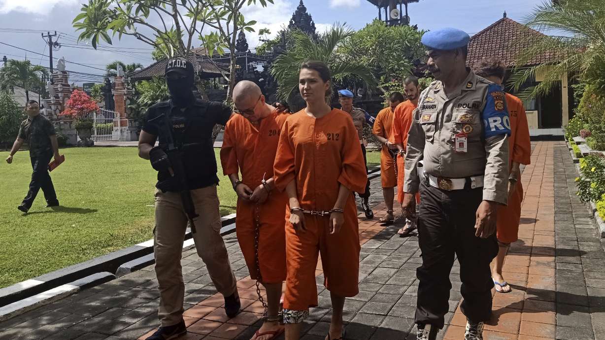 5 foreigners accused of selling drugs on Bali