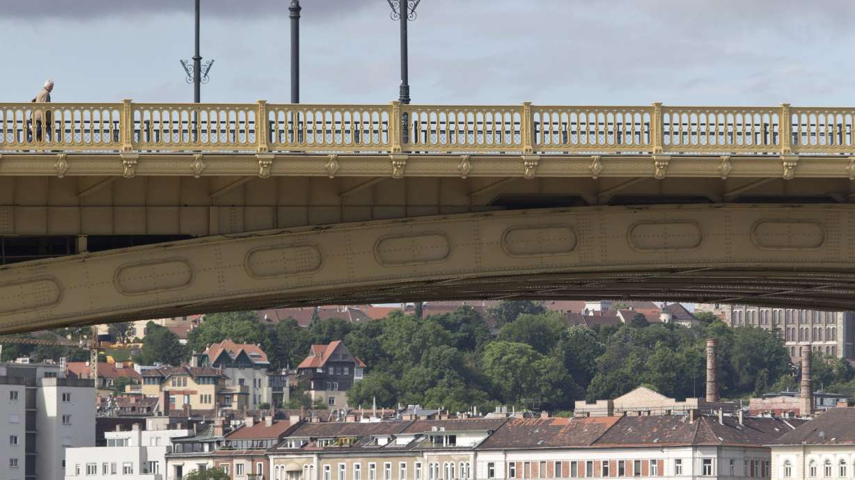 The Latest: 'Unique' method needed to salvage sunken boat