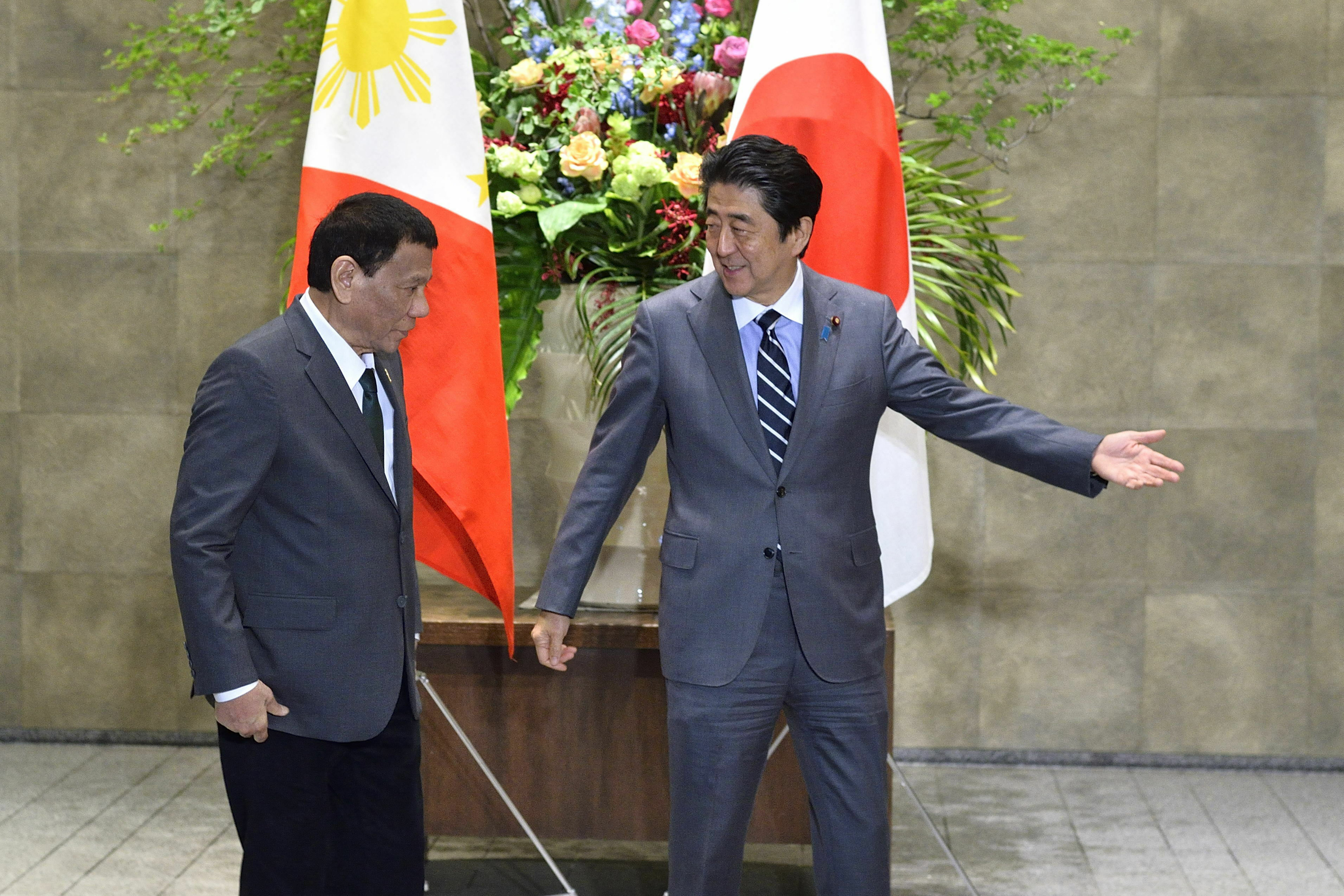 Duterte wary over US-China trade war, wants it resolved soon