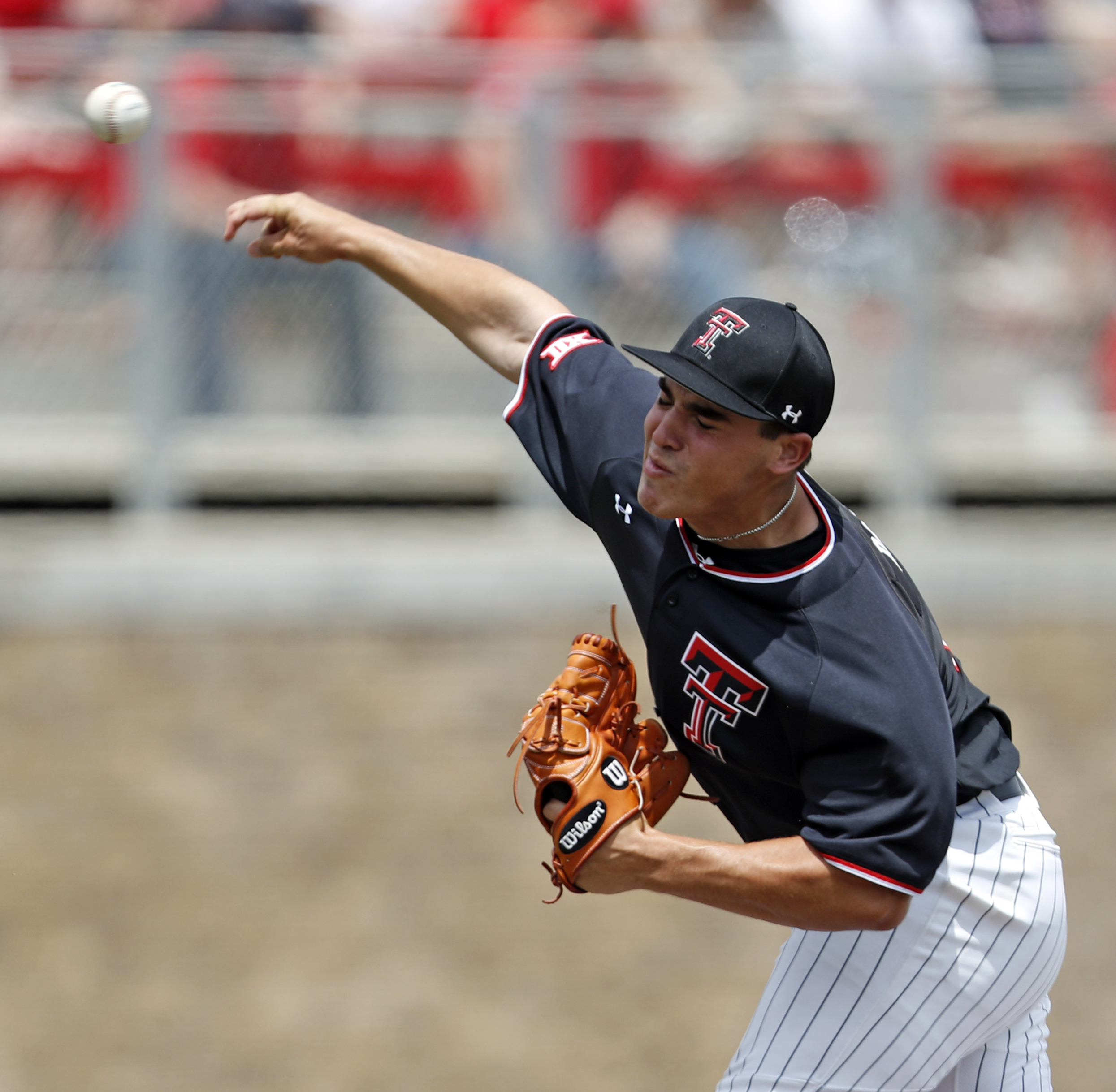 Texas Tech tops Army 11-2 to open 4th straight home regional