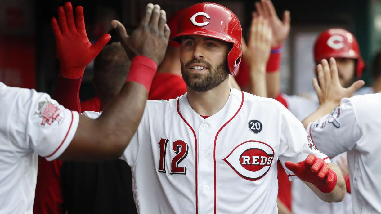 Casali homers off Corbin, Reds beat Nationals 9-3