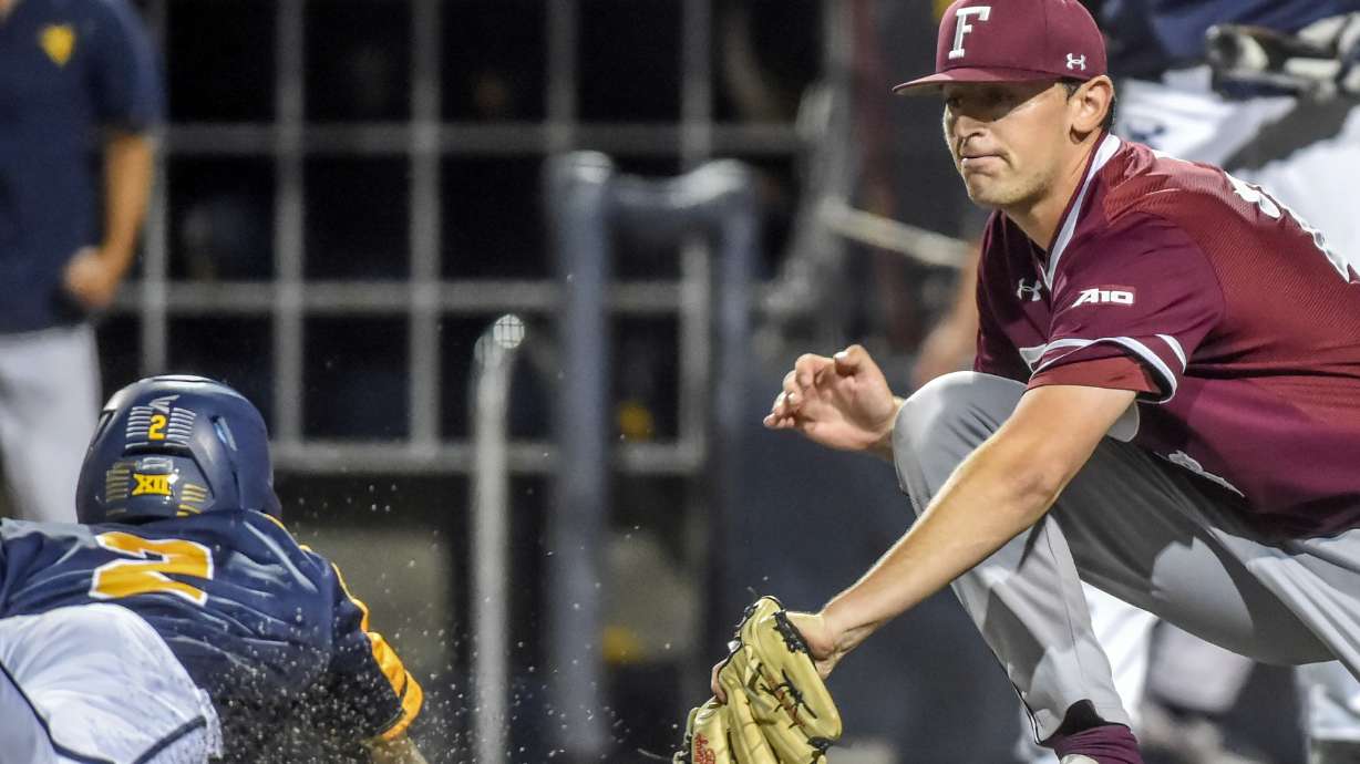 West Virginia tops Fordham 6-2 in NCAA Tournament
